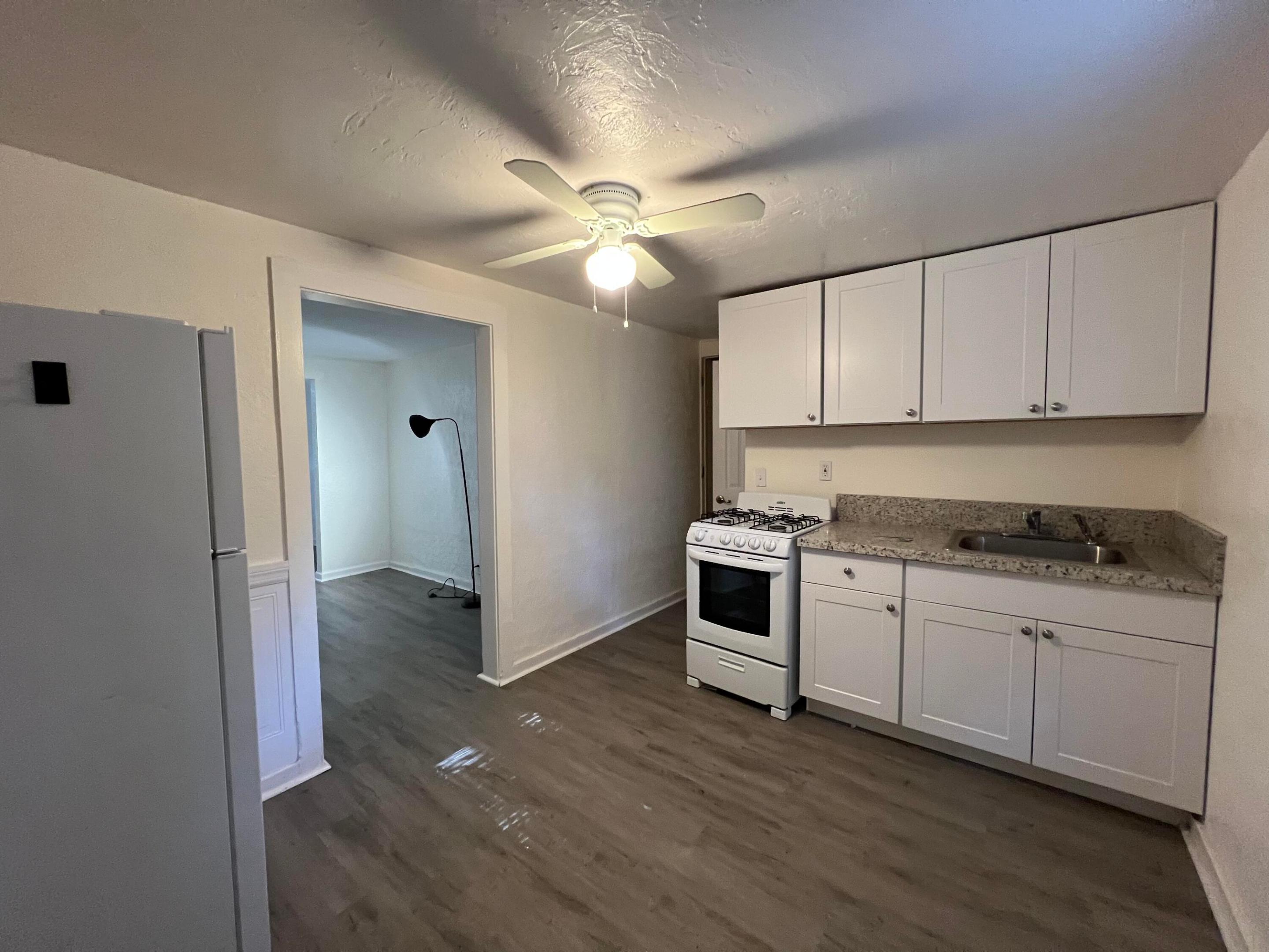 329 N K Street 3 Property Photo 8