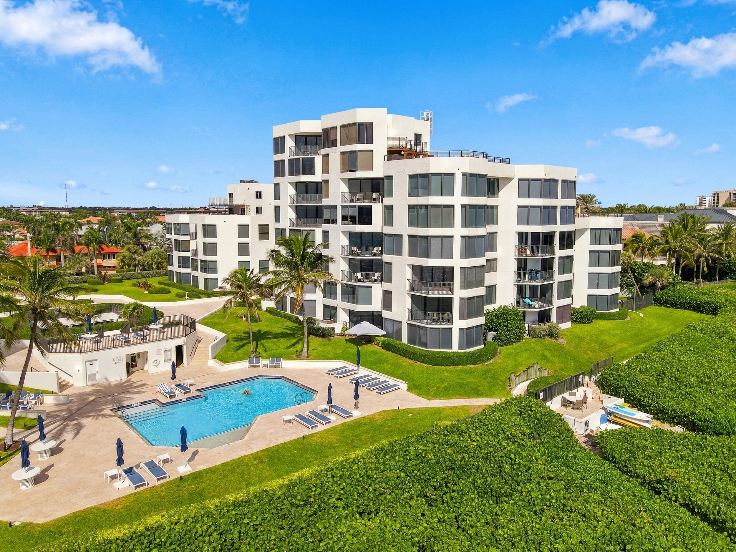 2565 S OCEAN Boulevard 211N Property Photo 1