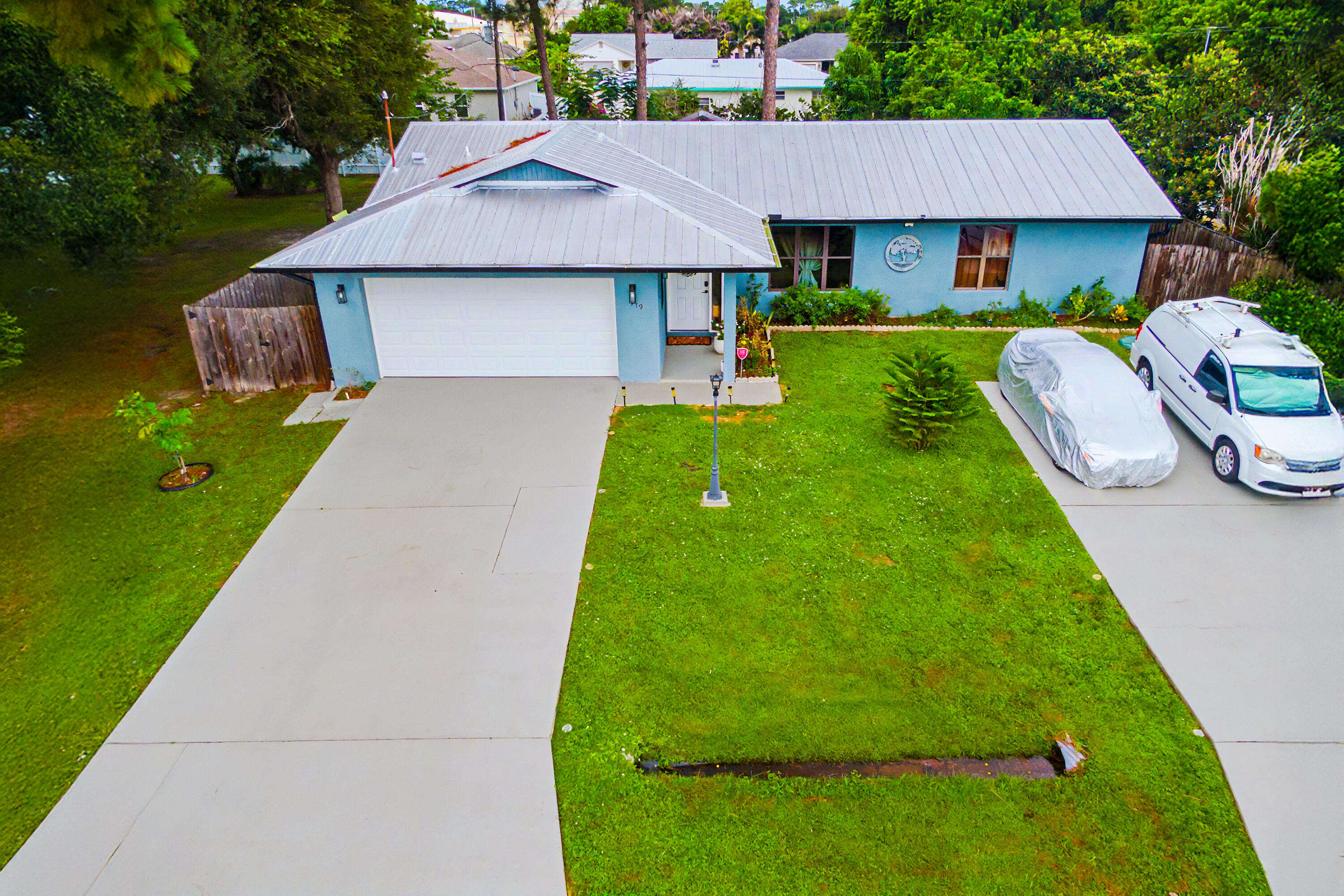 379 Se Husted Terrace Property Photo 44