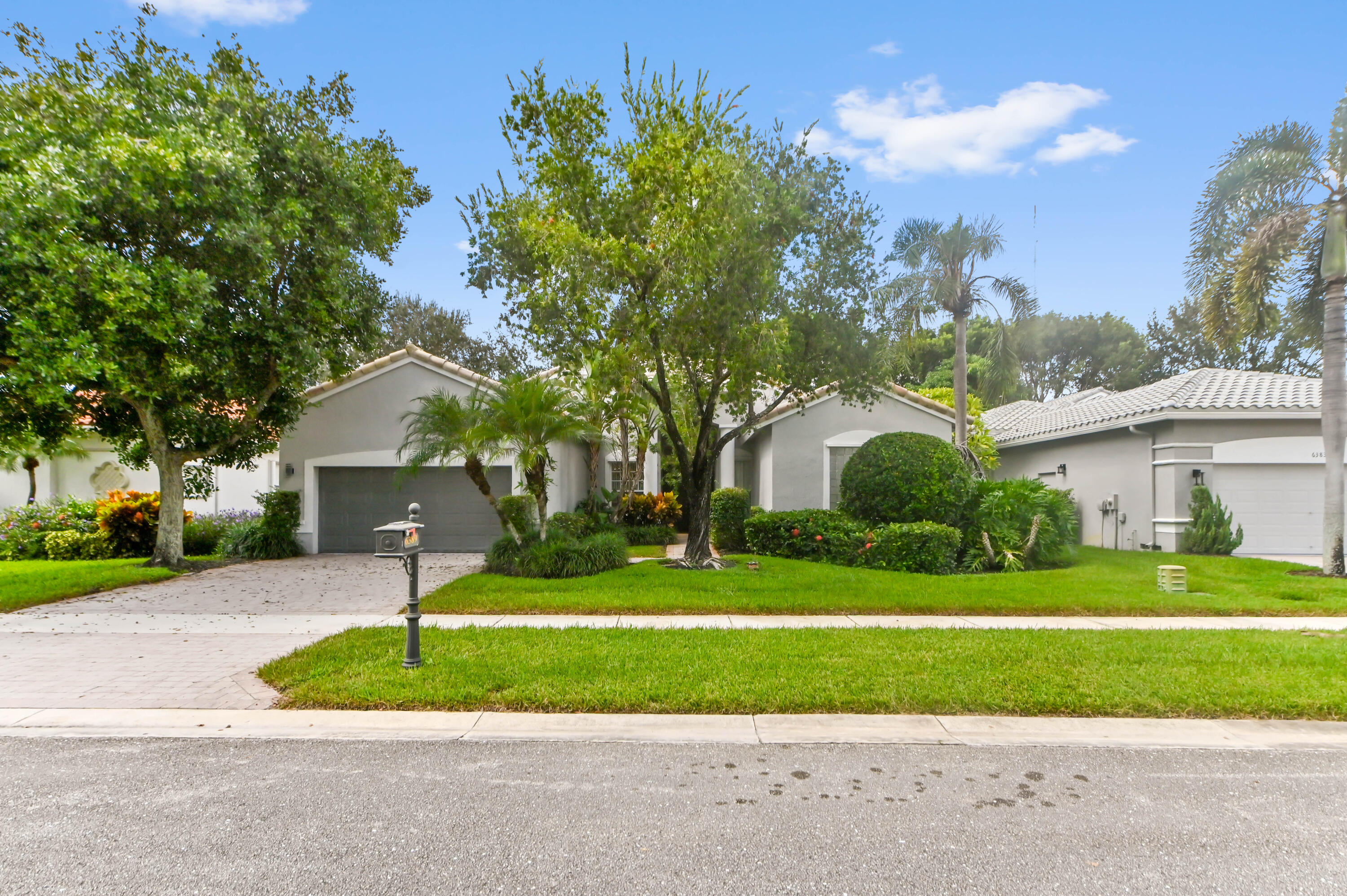 6389 Cortona Street Property Photo 1