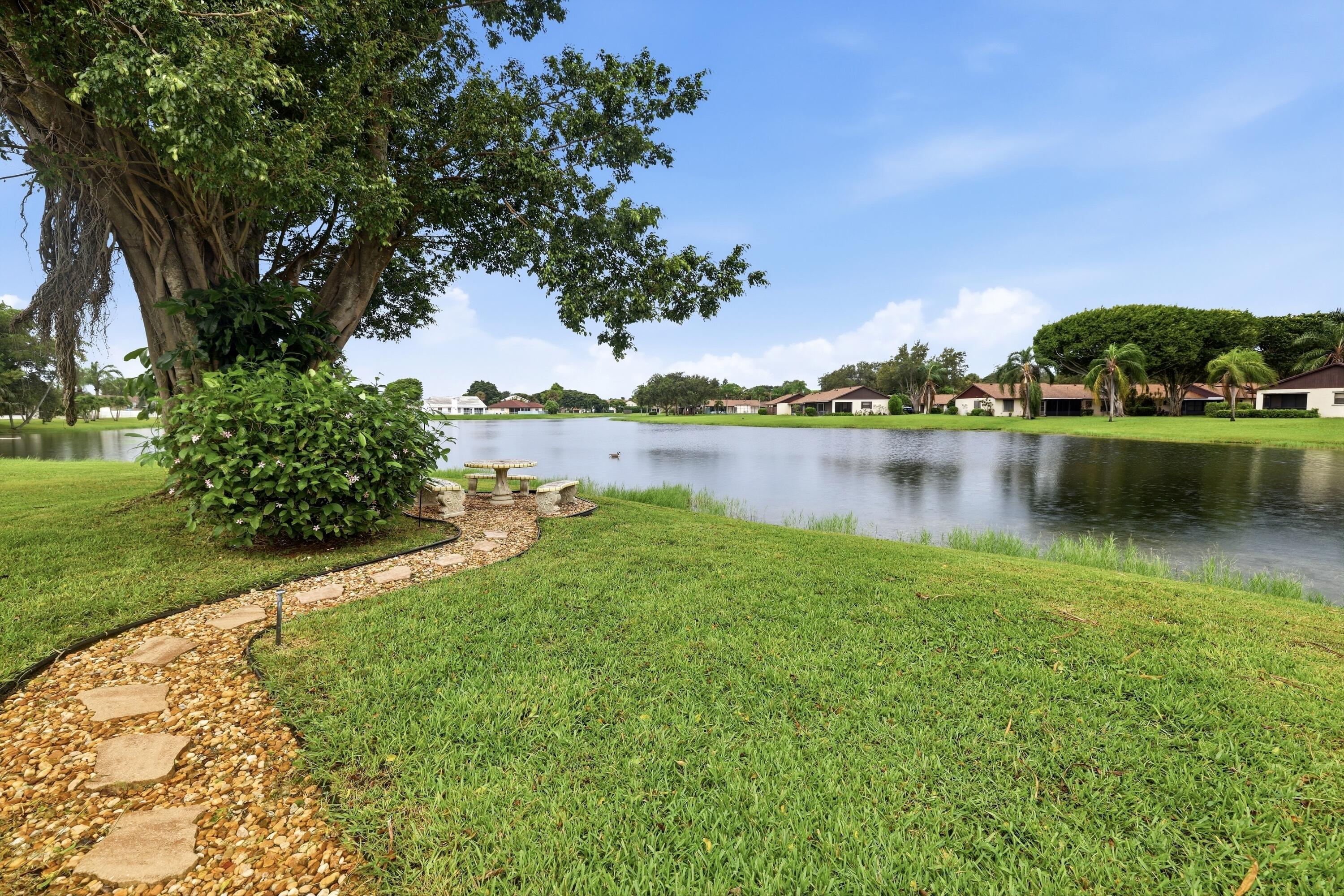 72 Vista Del Rio Property Photo 43