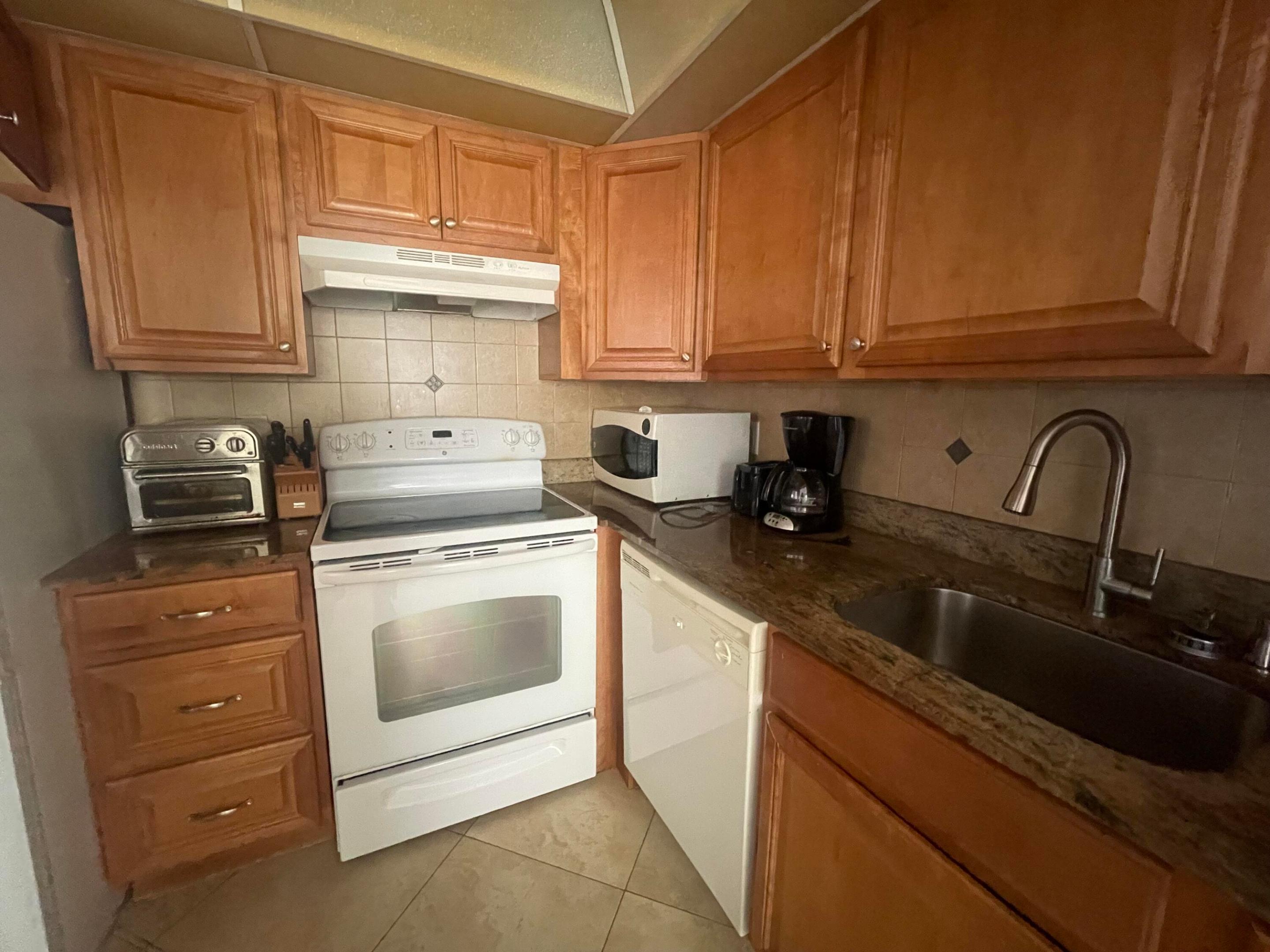15 Brittany A 15 Property Photo 1
