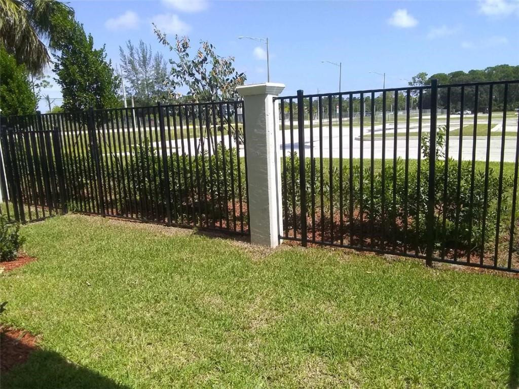 6935 Pines Circle 16 Property Photo 14