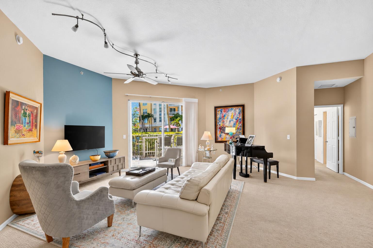 806 E Windward Way 108 Property Photo 5