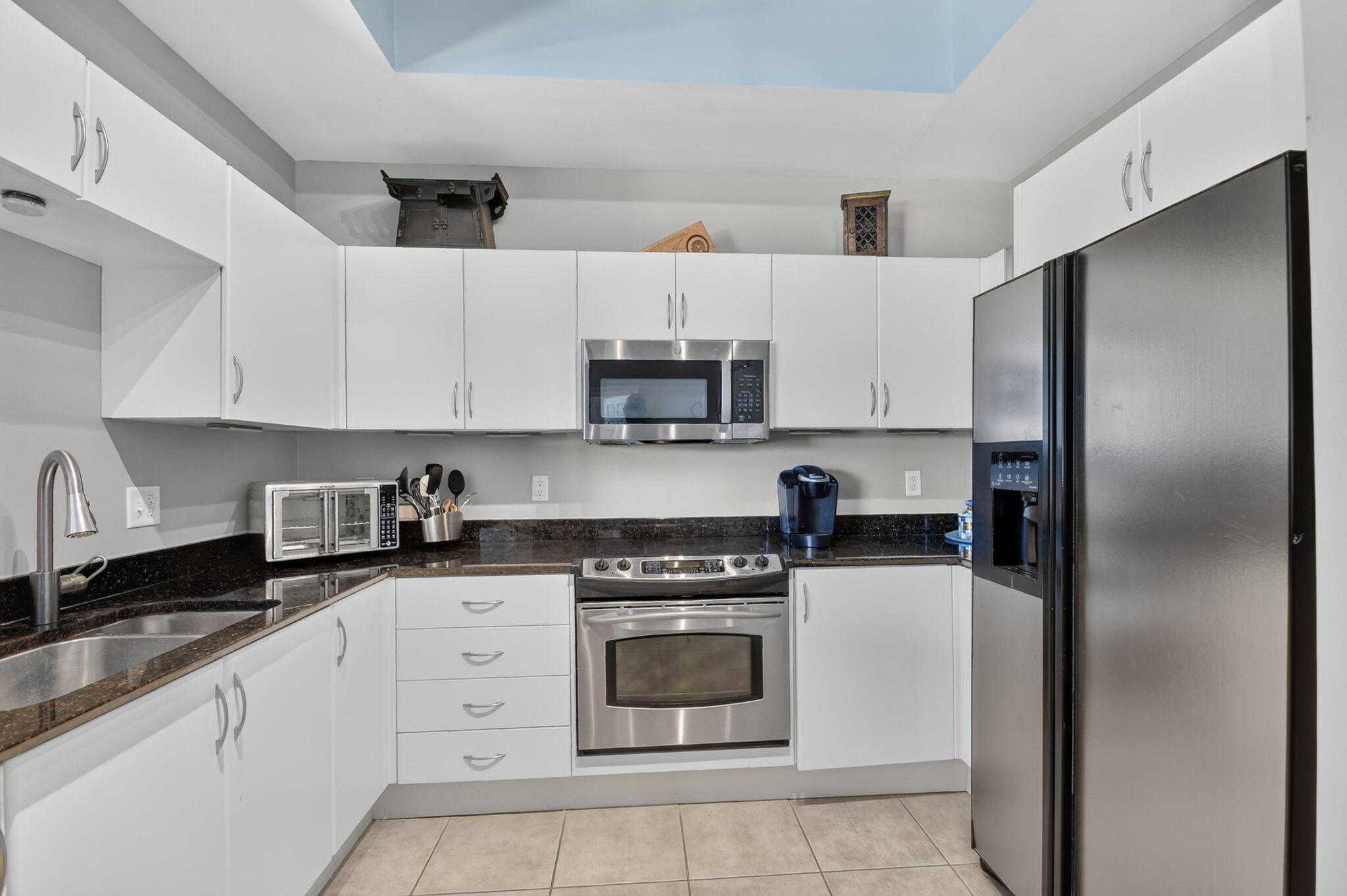 806 E Windward Way 108 Property Photo 10