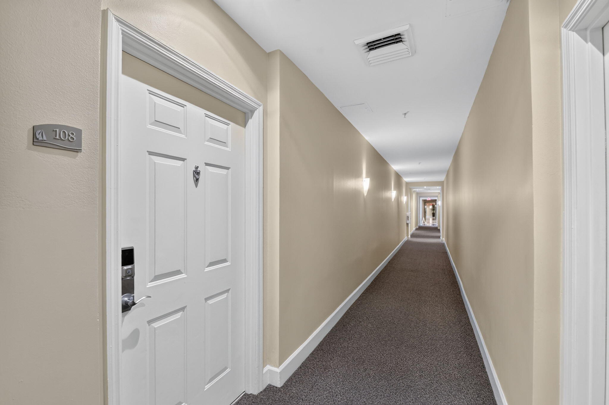 806 E Windward Way 108 Property Photo 29