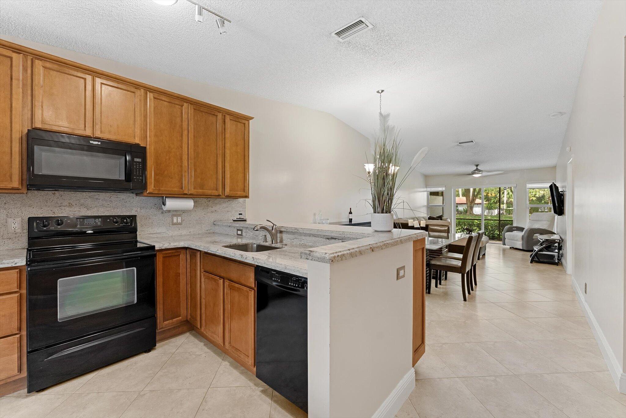 8959 Sunnywood Place Property Photo 1