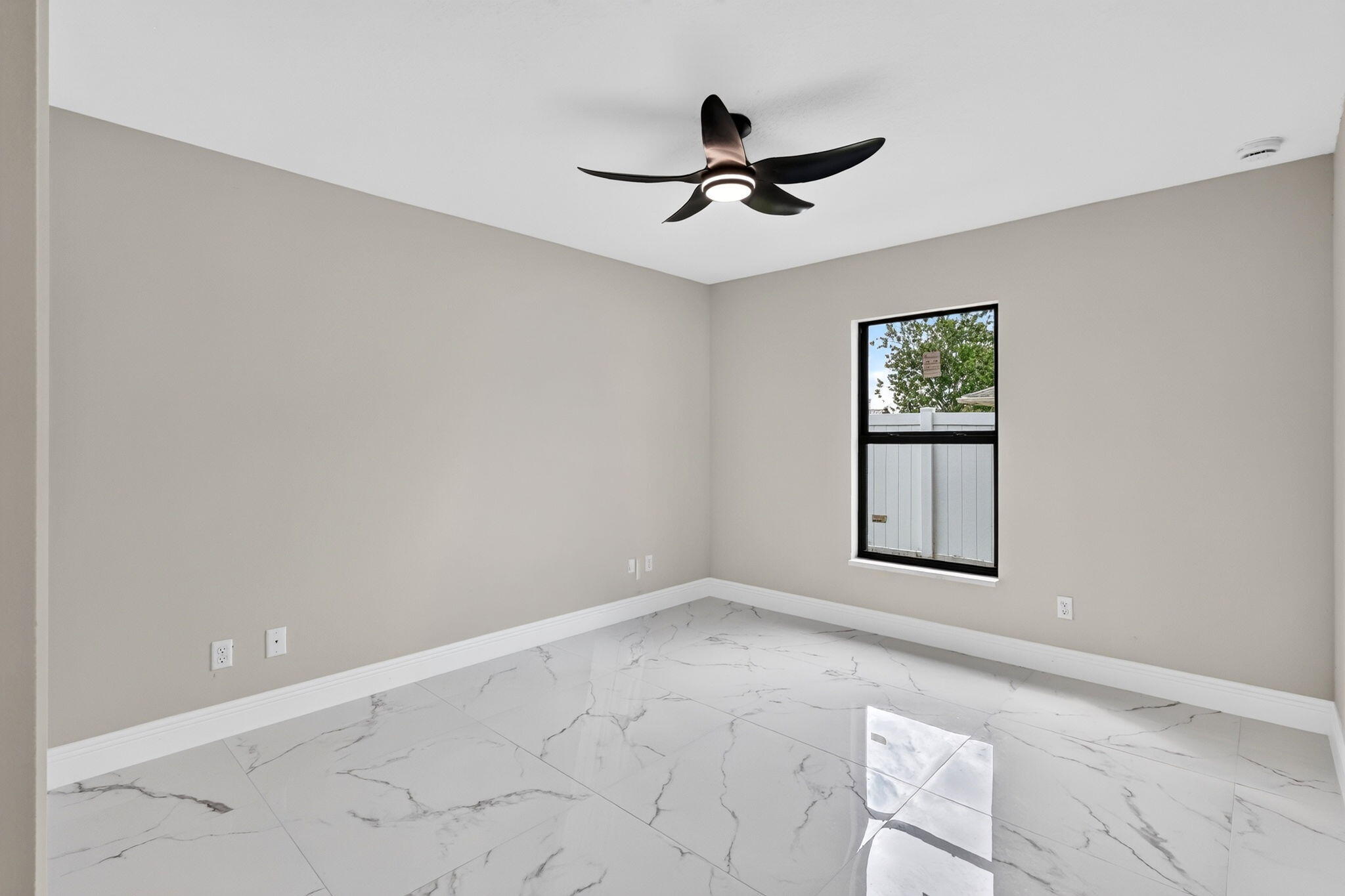6447 Nw Fontana Street Property Photo 29
