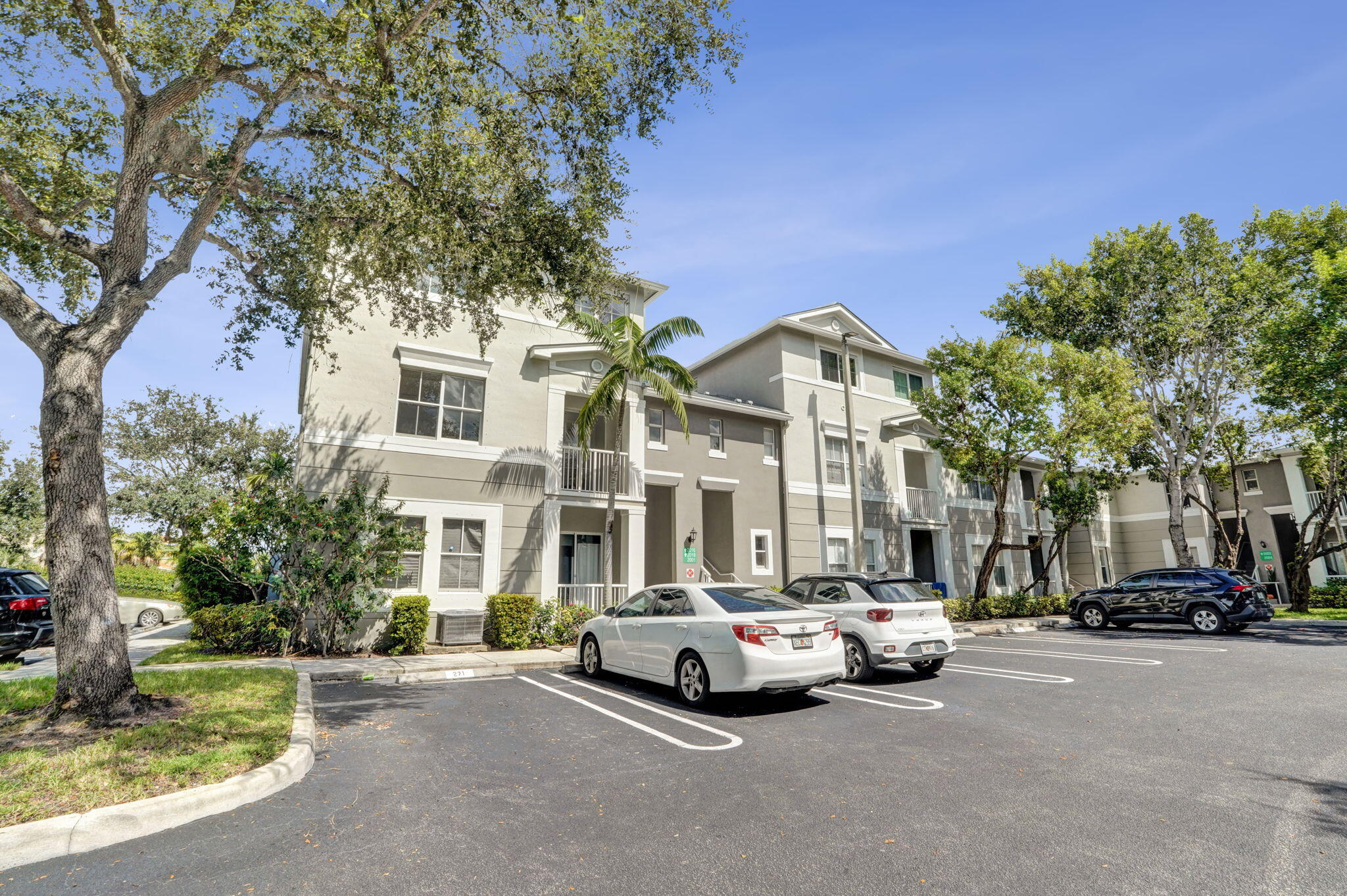 2016 Shoma Drive Property Photo 1