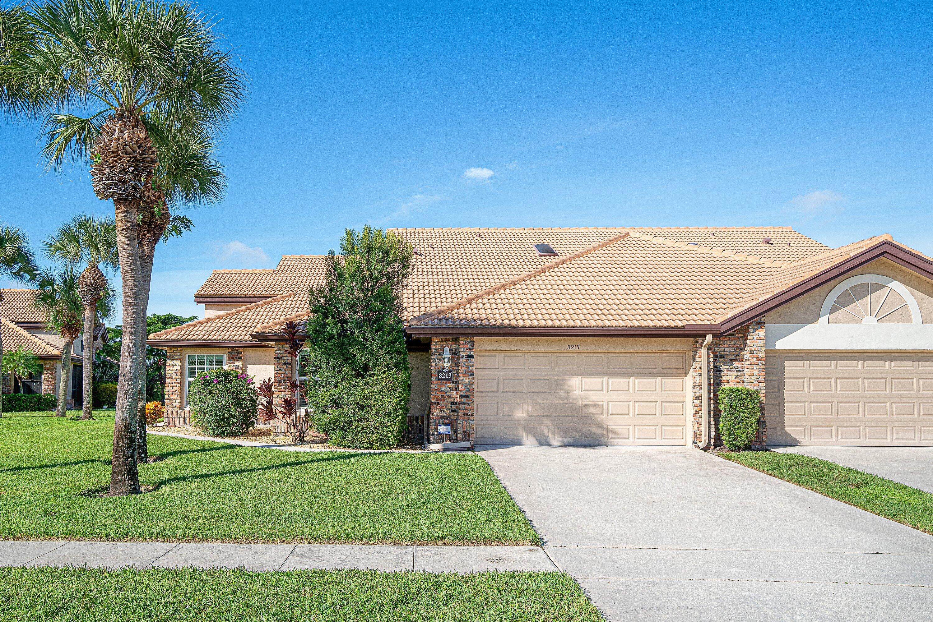 8213 Cassia Drive Property Photo 1