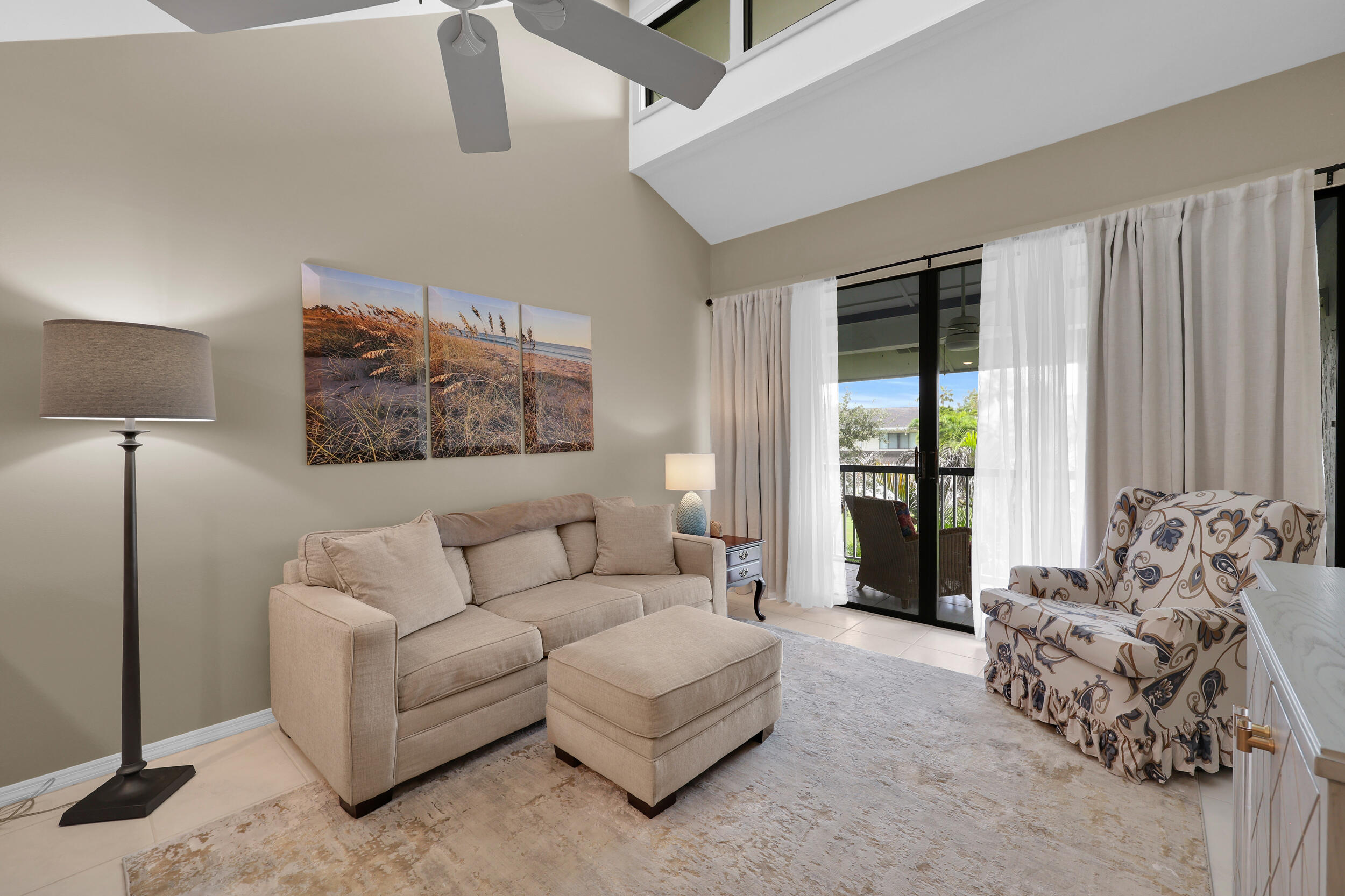 2400 S Ocean Drive 5625 Property Photo 8