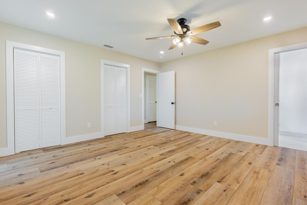 1425 Se Sunshine Avenue Property Photo 14