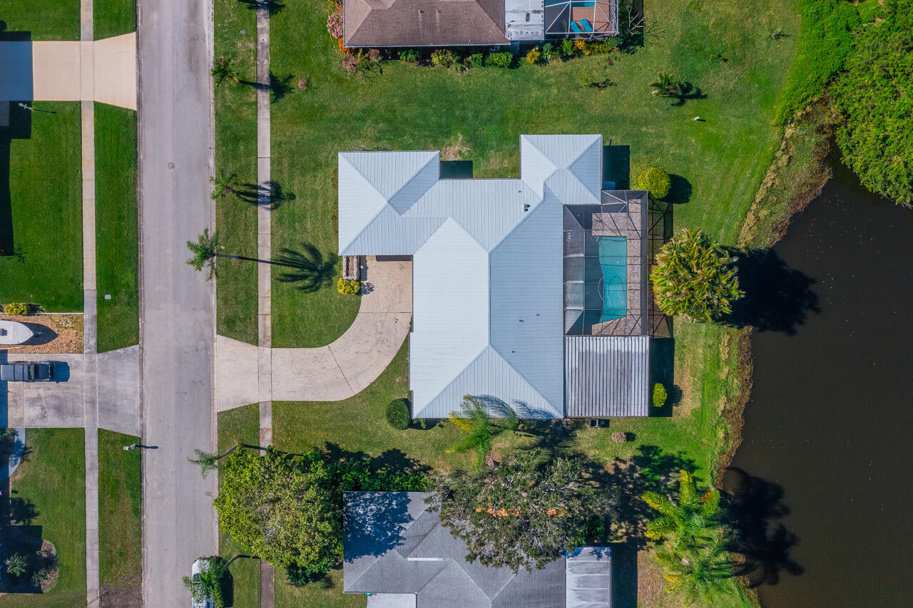 1425 Se Sunshine Avenue Property Photo 35