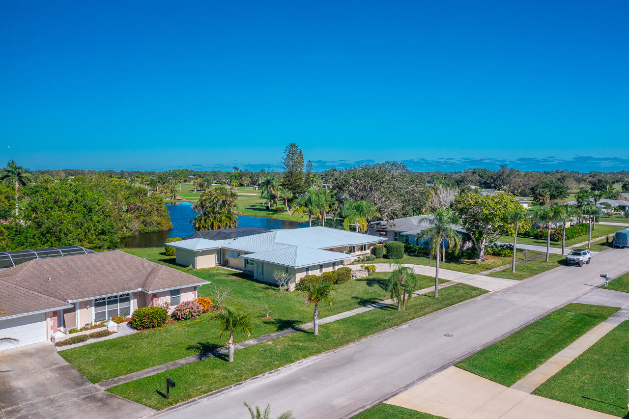 1425 Se Sunshine Avenue Property Photo 37