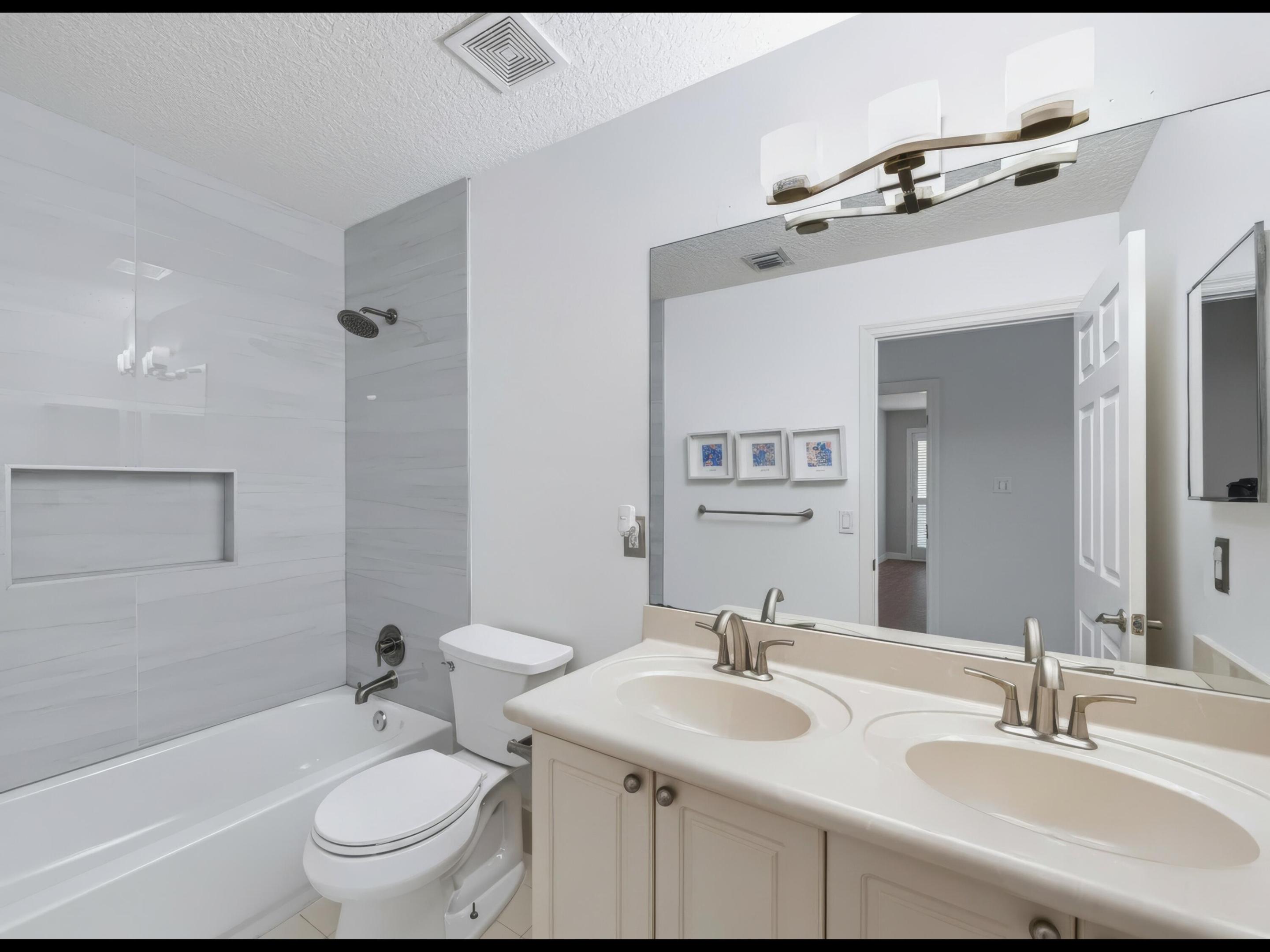 5574 Bermuda Dunes Circle Property Photo 27