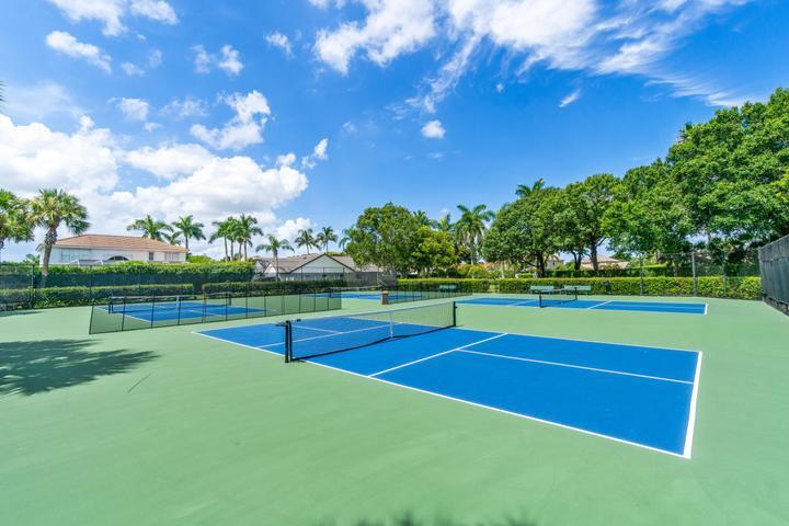 5574 Bermuda Dunes Circle Property Photo 41