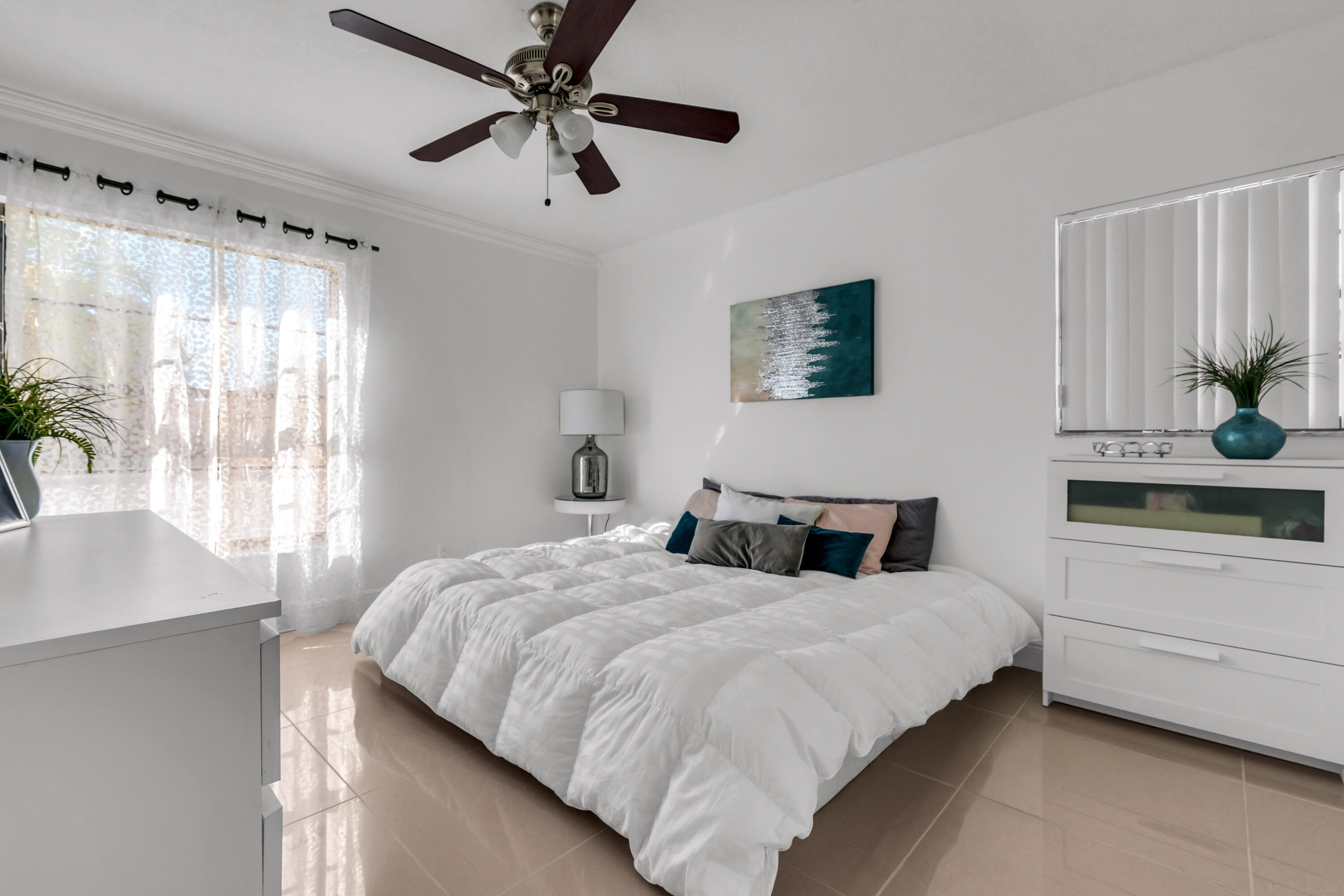 11391 Whisper Sound Drive Property Photo 9