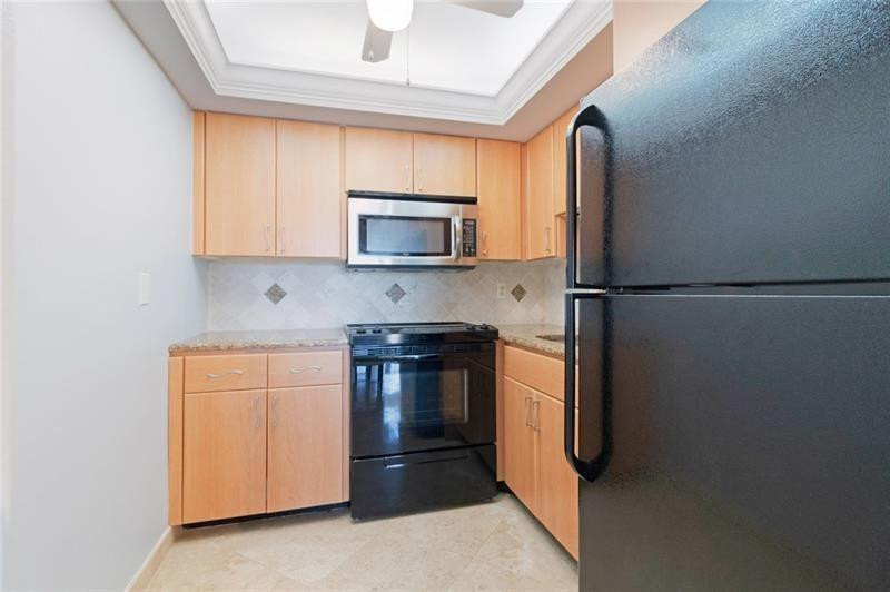 710 N Ocean Boulevard 802 Property Photo 10