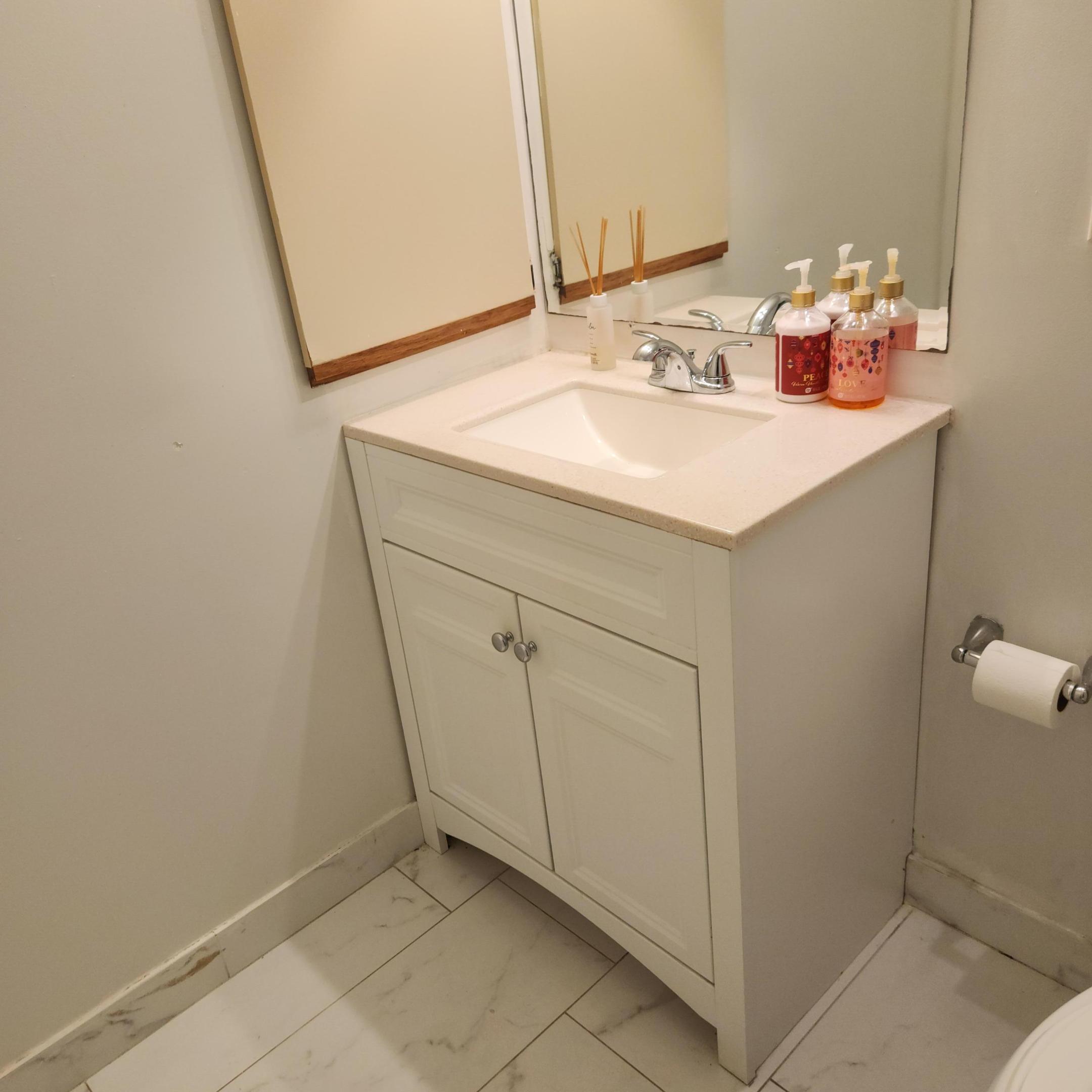 1227 Sw 46th Avenue 305 Property Photo 13