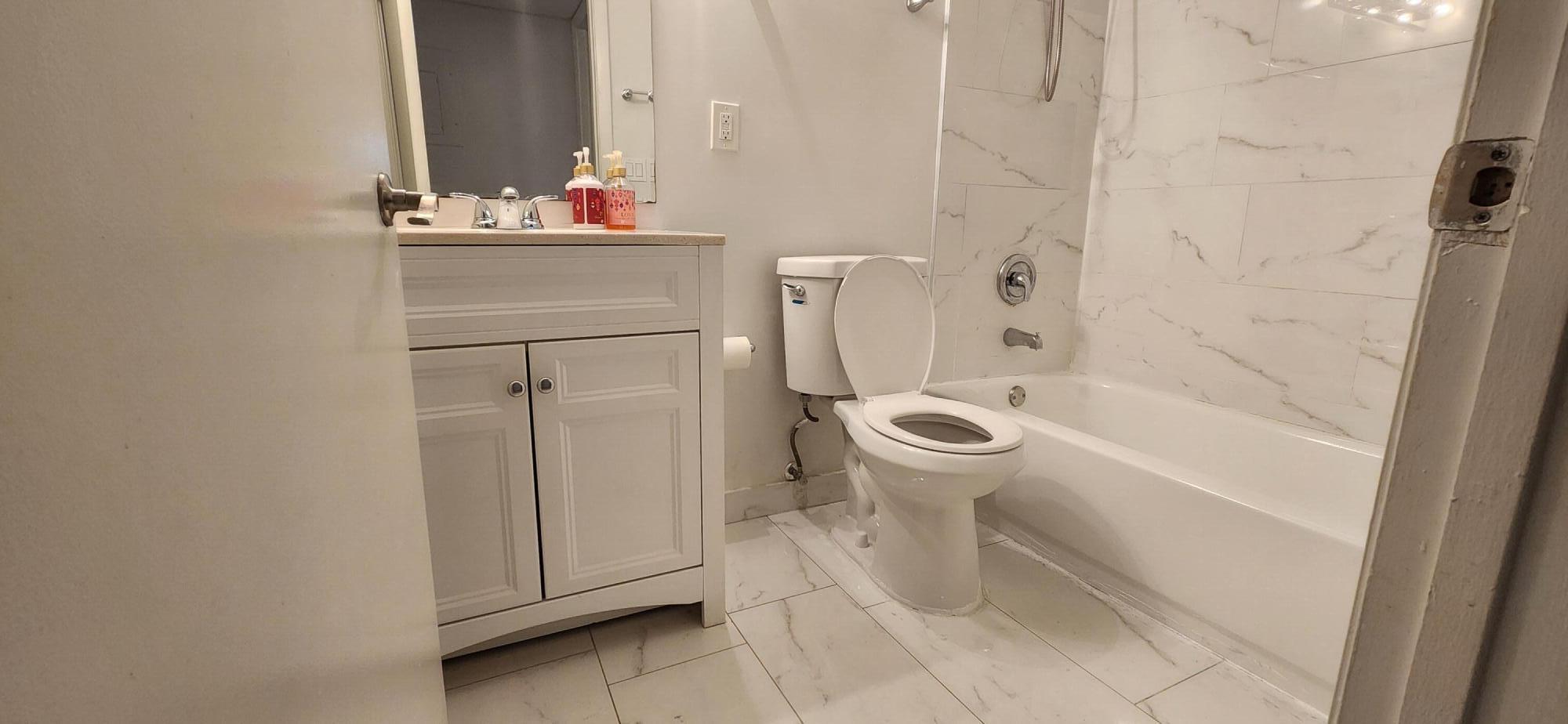 1227 Sw 46th Avenue 305 Property Photo 21