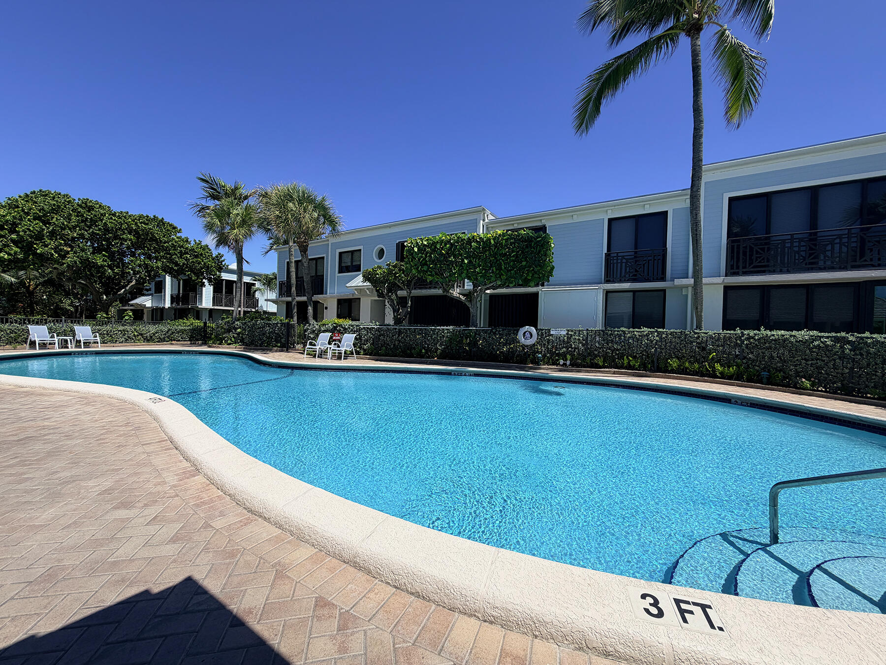 1595 S Ocean Lane 182 Property Photo 29