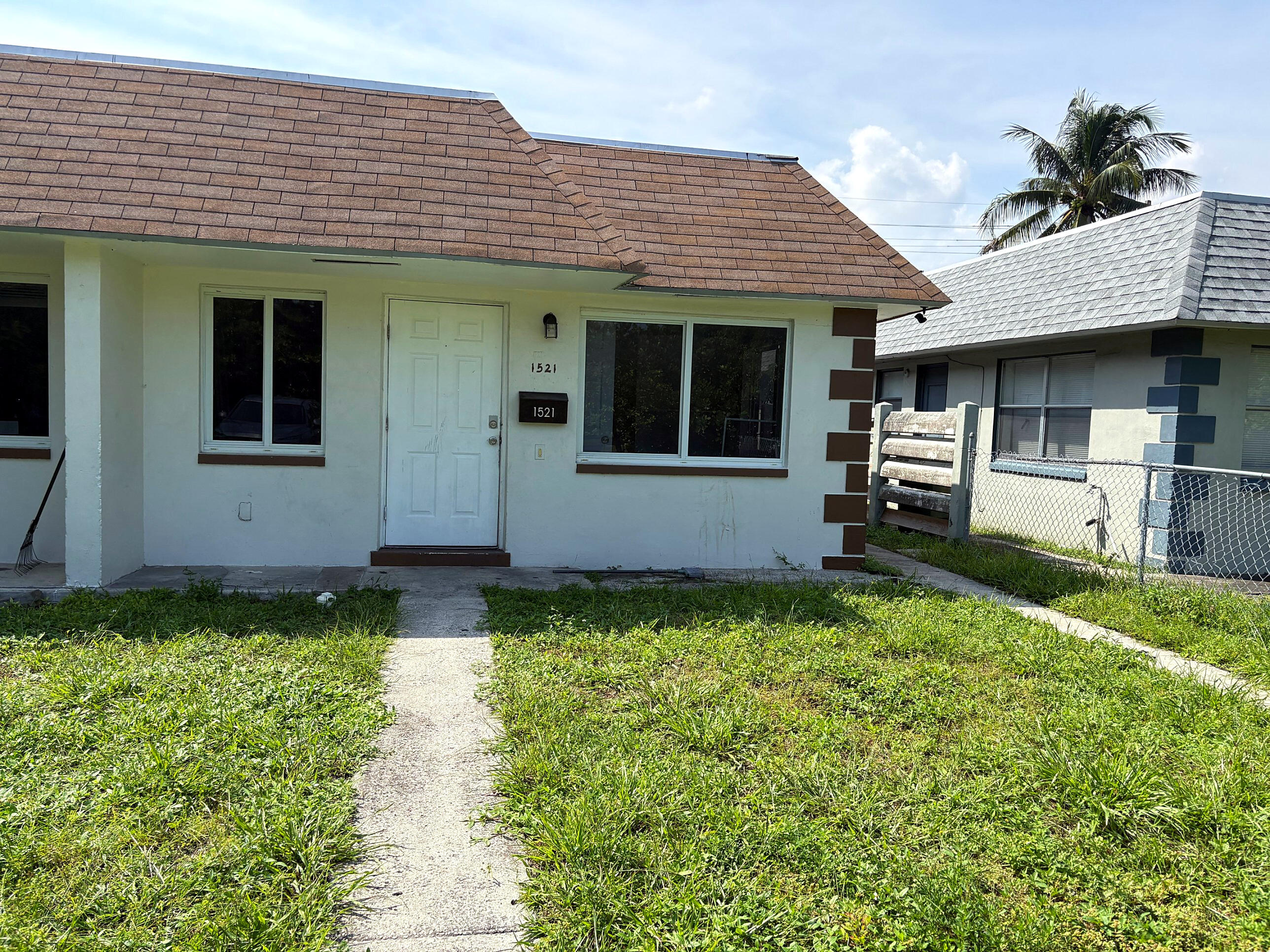 1521 Nw 8th Avenue Property Photo 1