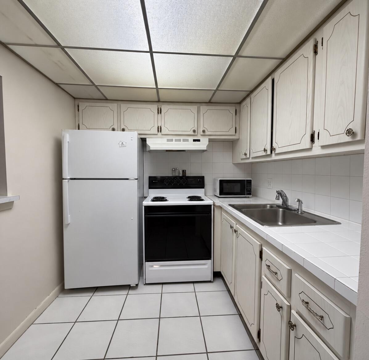 228 Northampton L 228 Property Photo 5