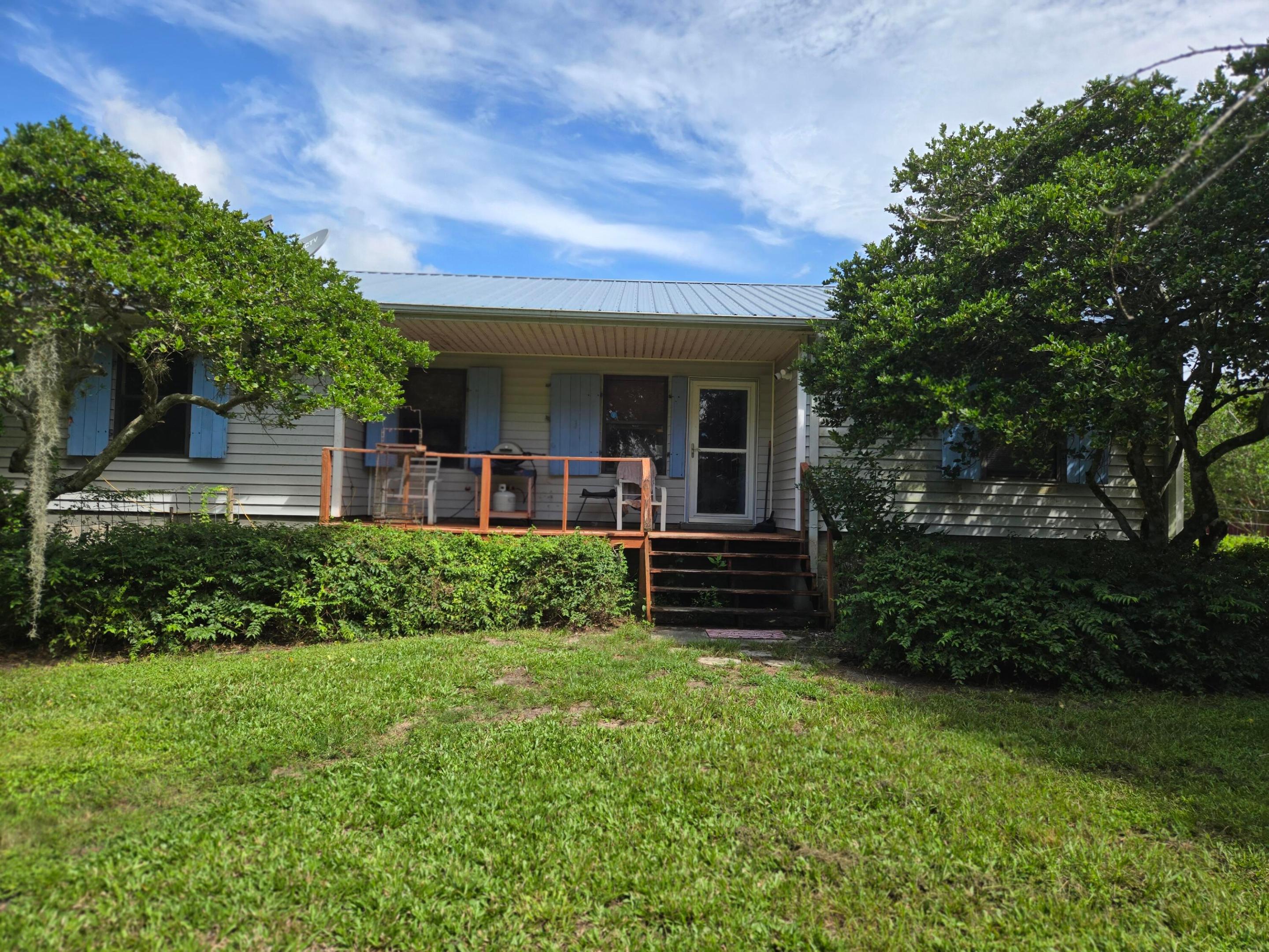 23101 Sw Cardamine Street Property Photo 1