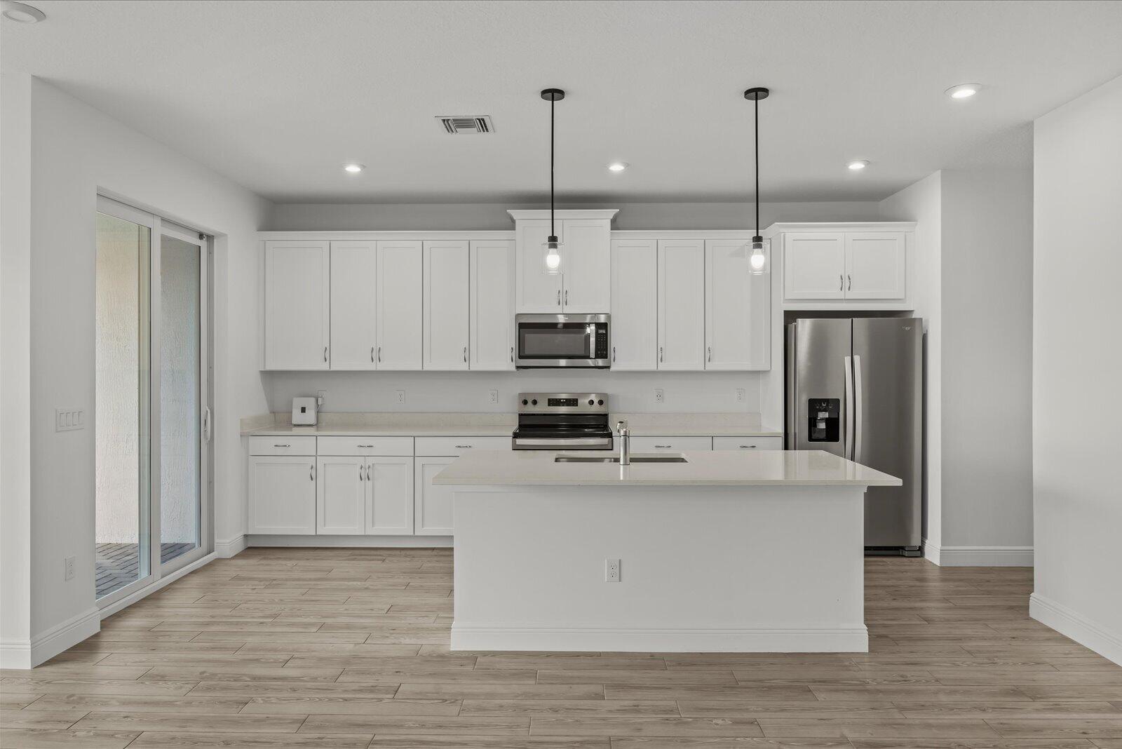 3566 Nw Solange Court Property Photo 8