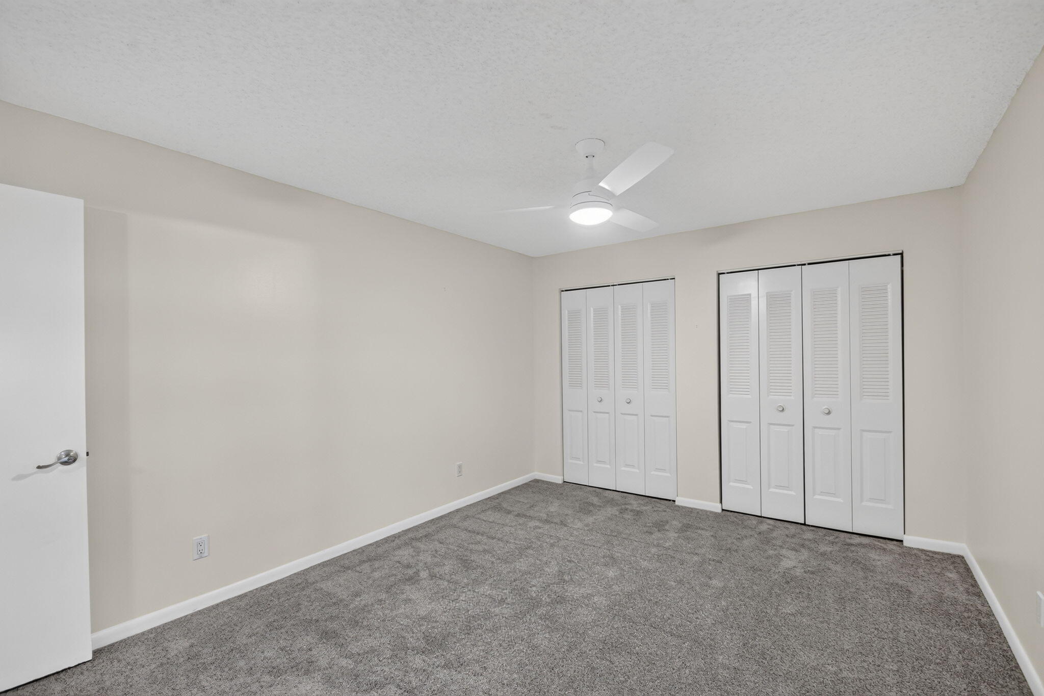 6102 Woodlake Boulevard Property Photo 20