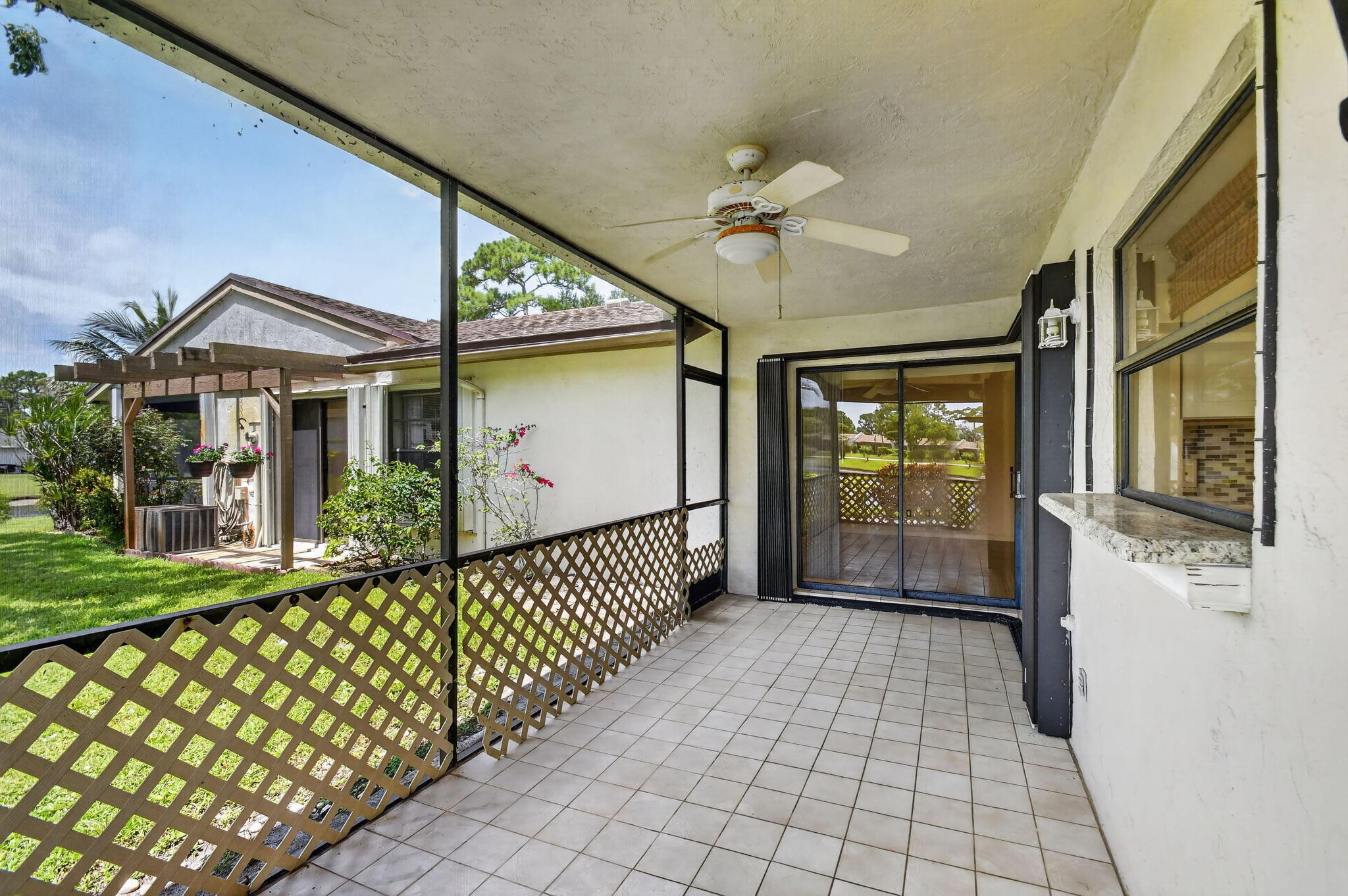 6102 Woodlake Boulevard Property Photo 24