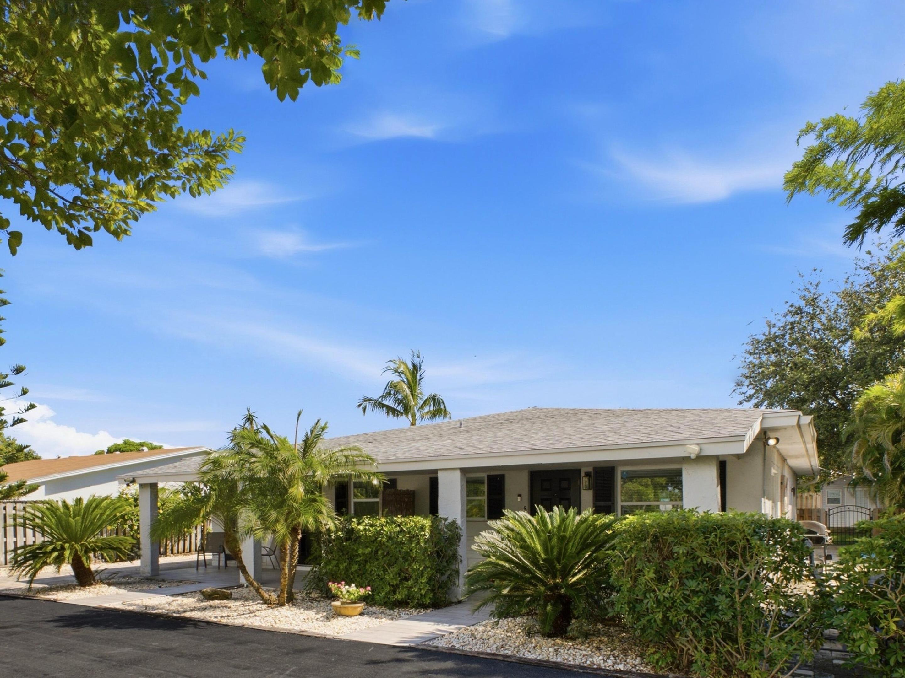 3125 Albatross Road Property Photo 1
