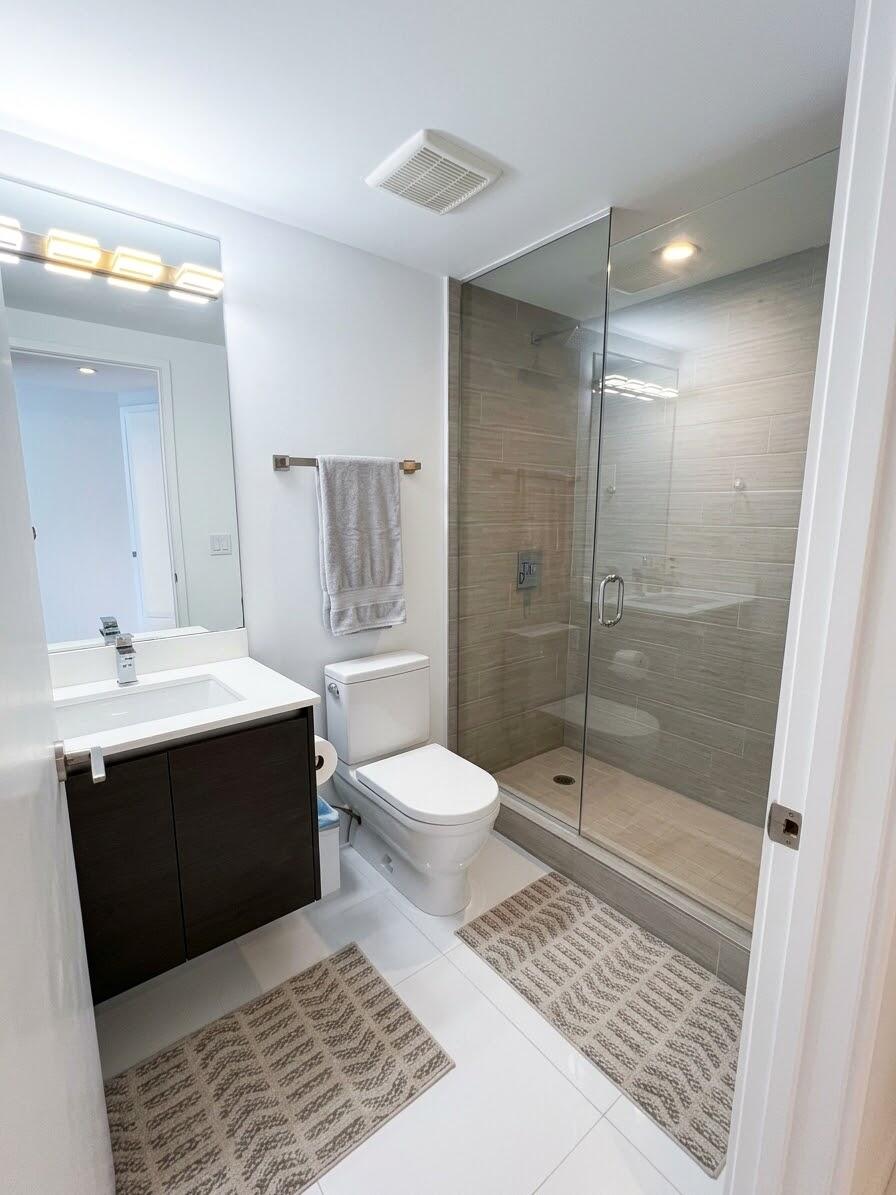 330 Sunny Isles Boulevard 5-2407 Property Photo 9