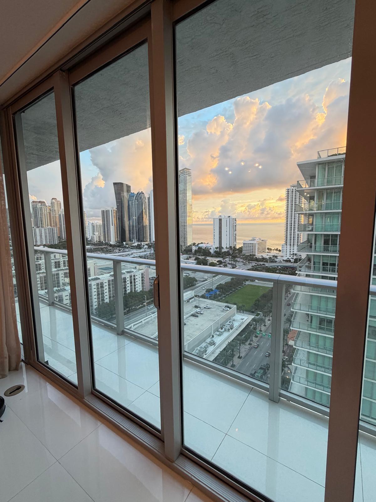 330 Sunny Isles Boulevard 5-2407 Property Photo 15