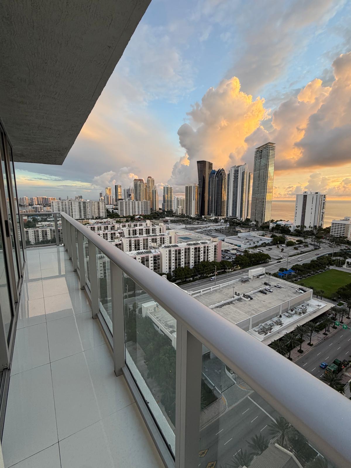 330 Sunny Isles Boulevard 5-2407 Property Photo 16