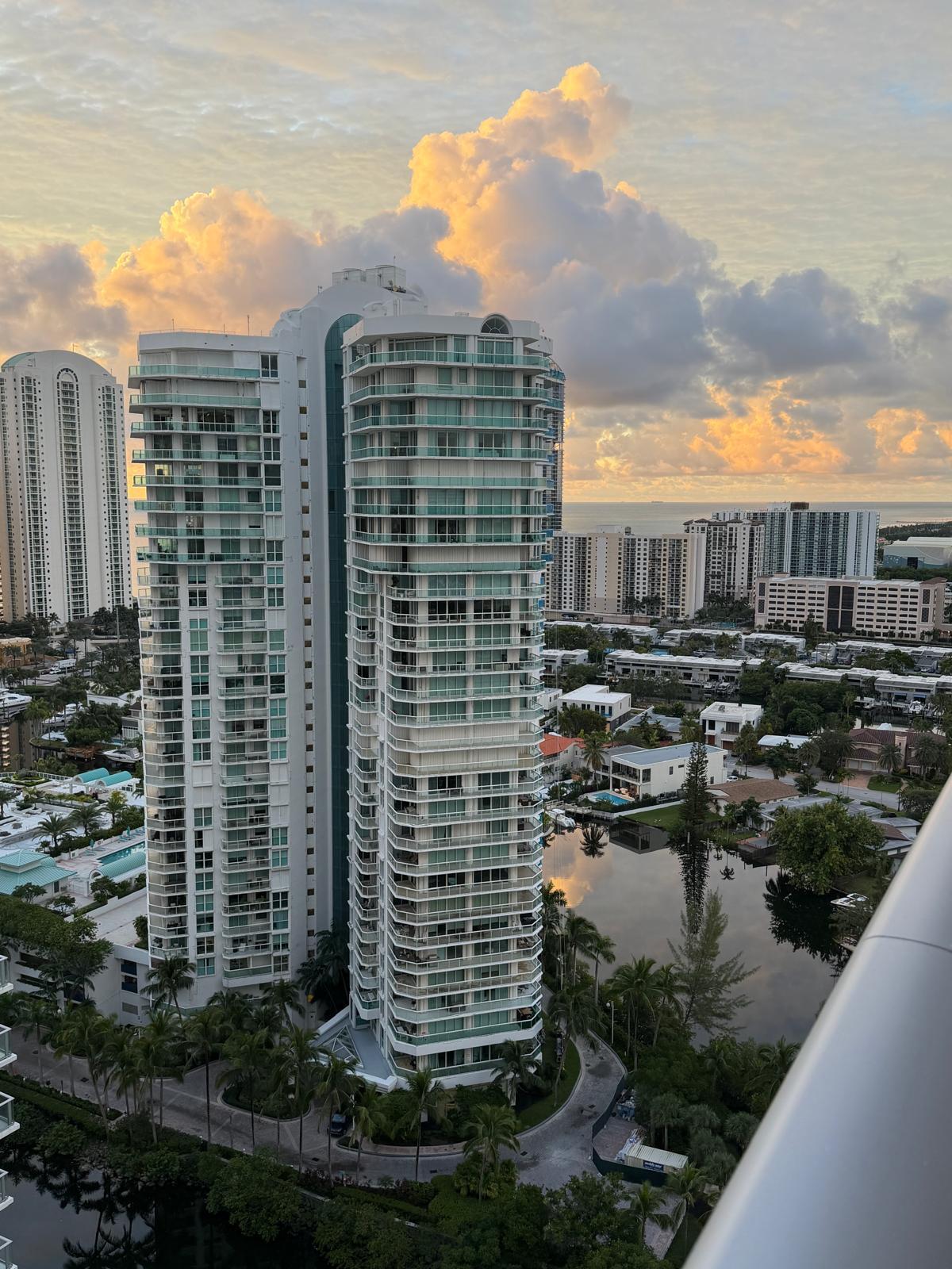 330 Sunny Isles Boulevard 5-2407 Property Photo 18