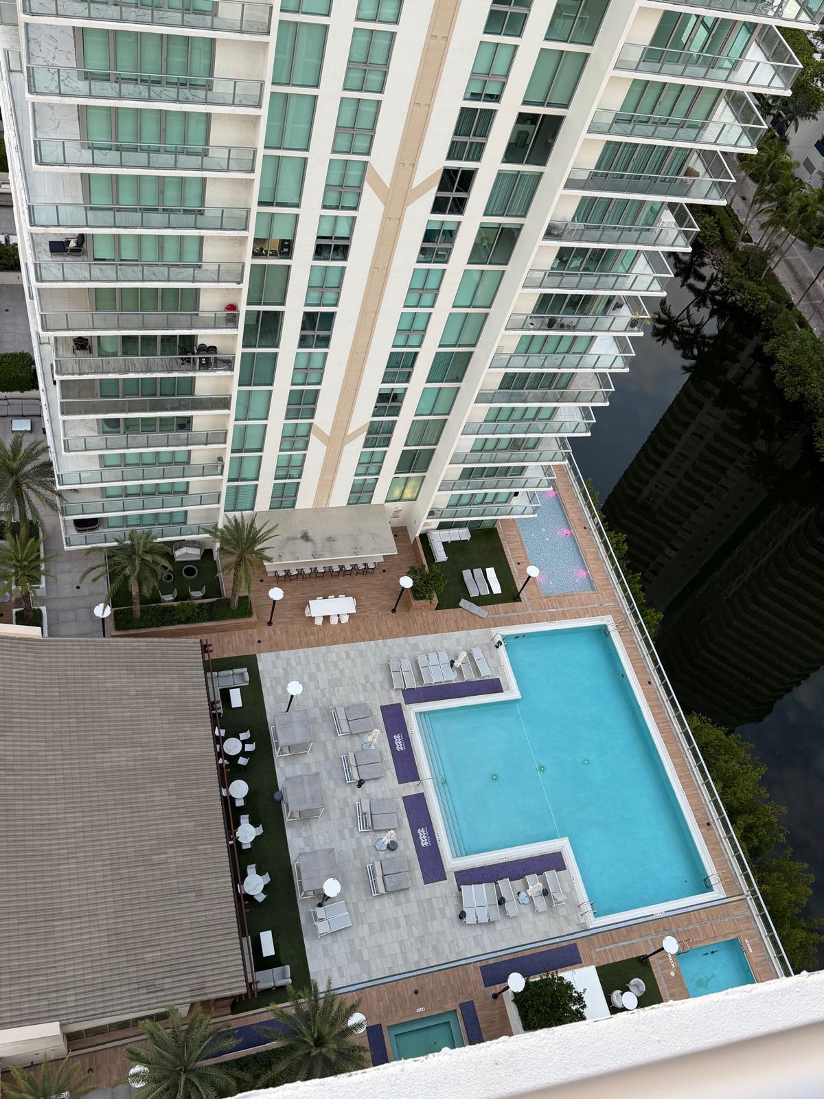 330 Sunny Isles Boulevard 5-2407 Property Photo 19