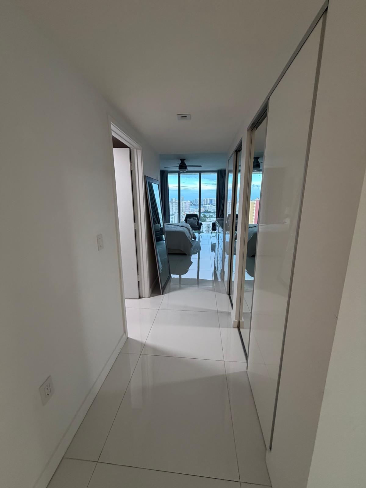 330 Sunny Isles Boulevard 5-2407 Property Photo 23