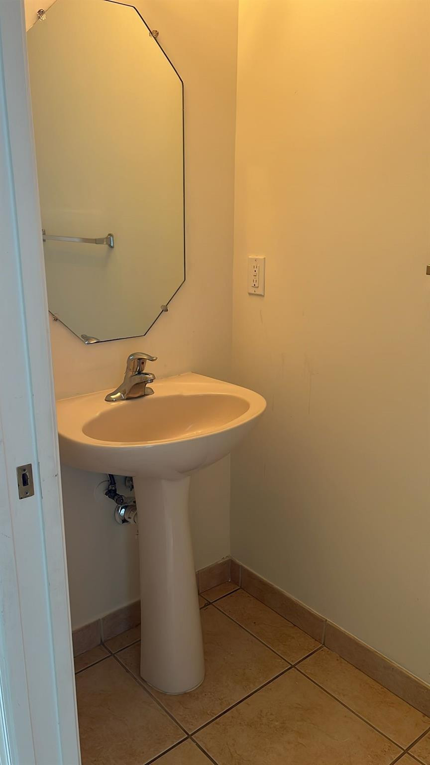2766 Sw 82nd Avenue 105 Property Photo 10