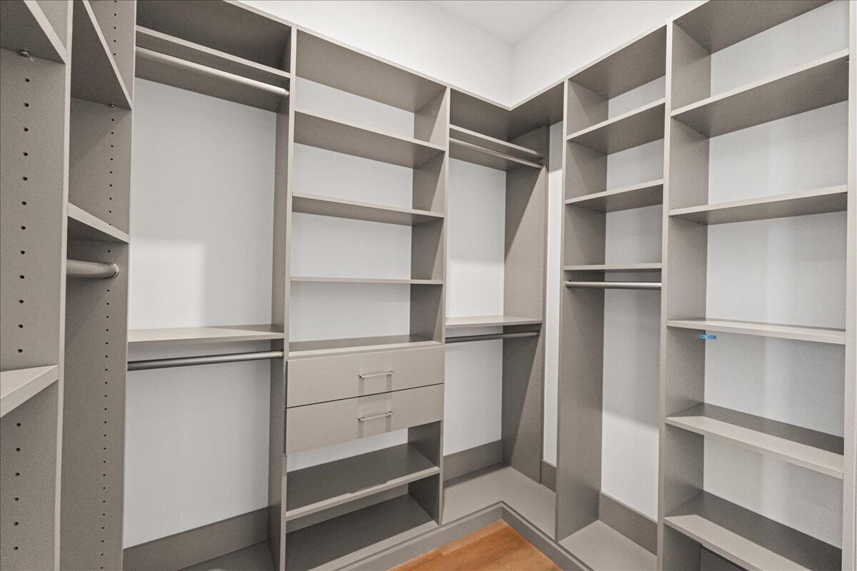 220 Lake Shore Drive 2406 Property Photo 17