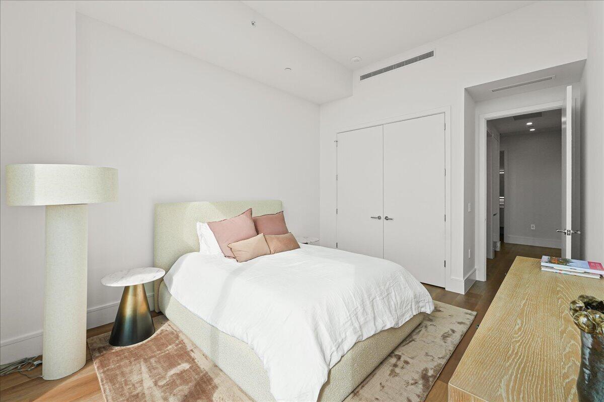 220 Lake Shore Drive 2406 Property Photo 24