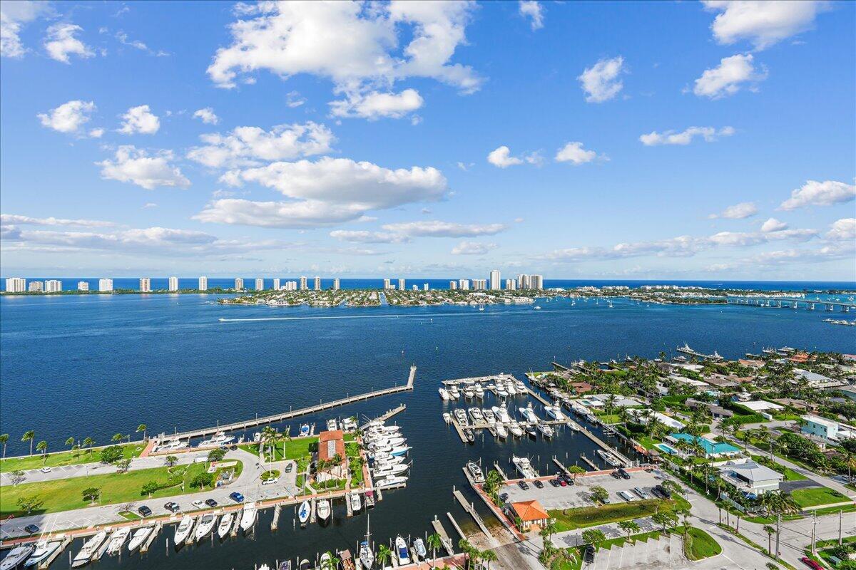 220 Lake Shore Drive 2406 Property Photo 37