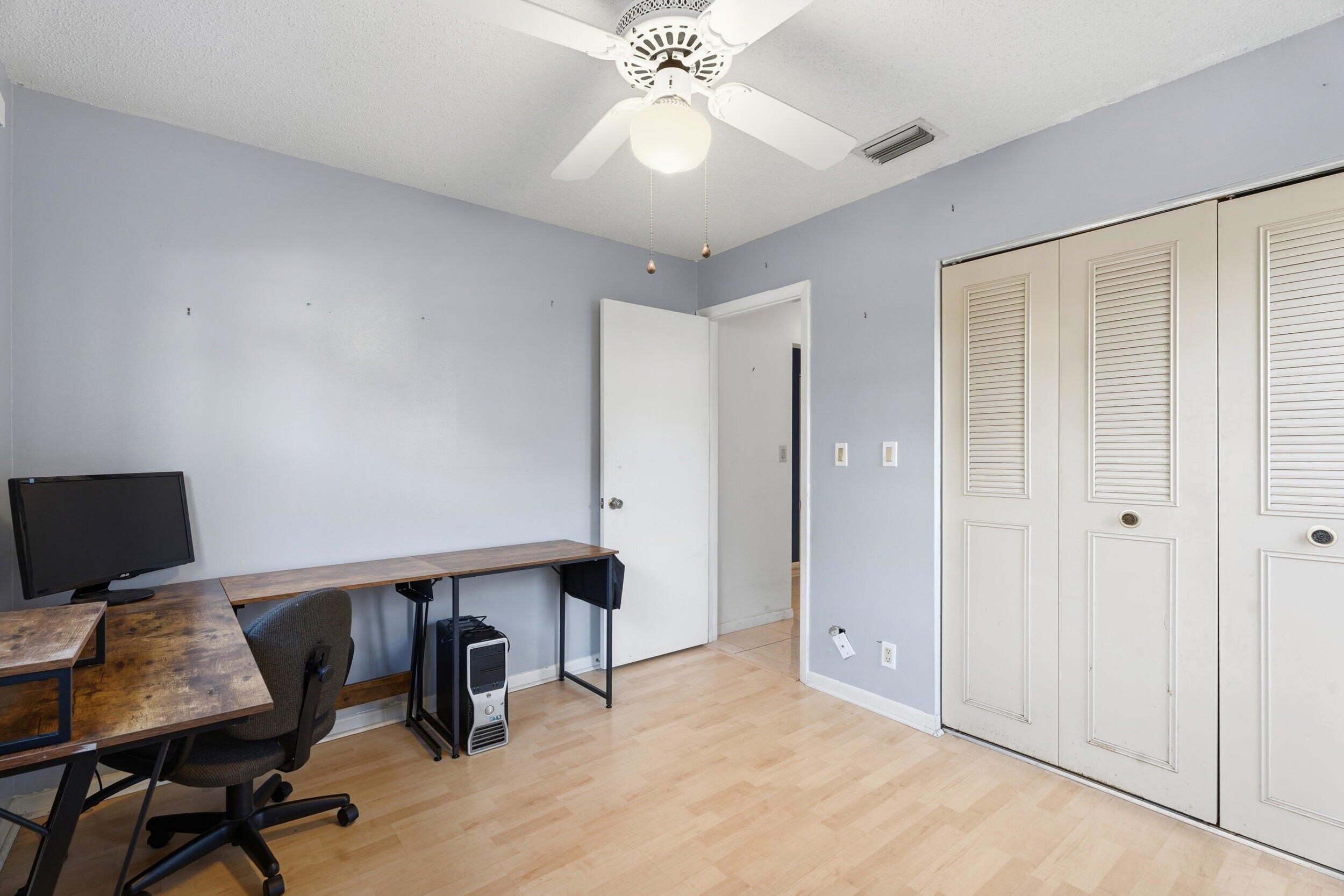 2054 Sw Silver Pine Way 123h Property Photo 16