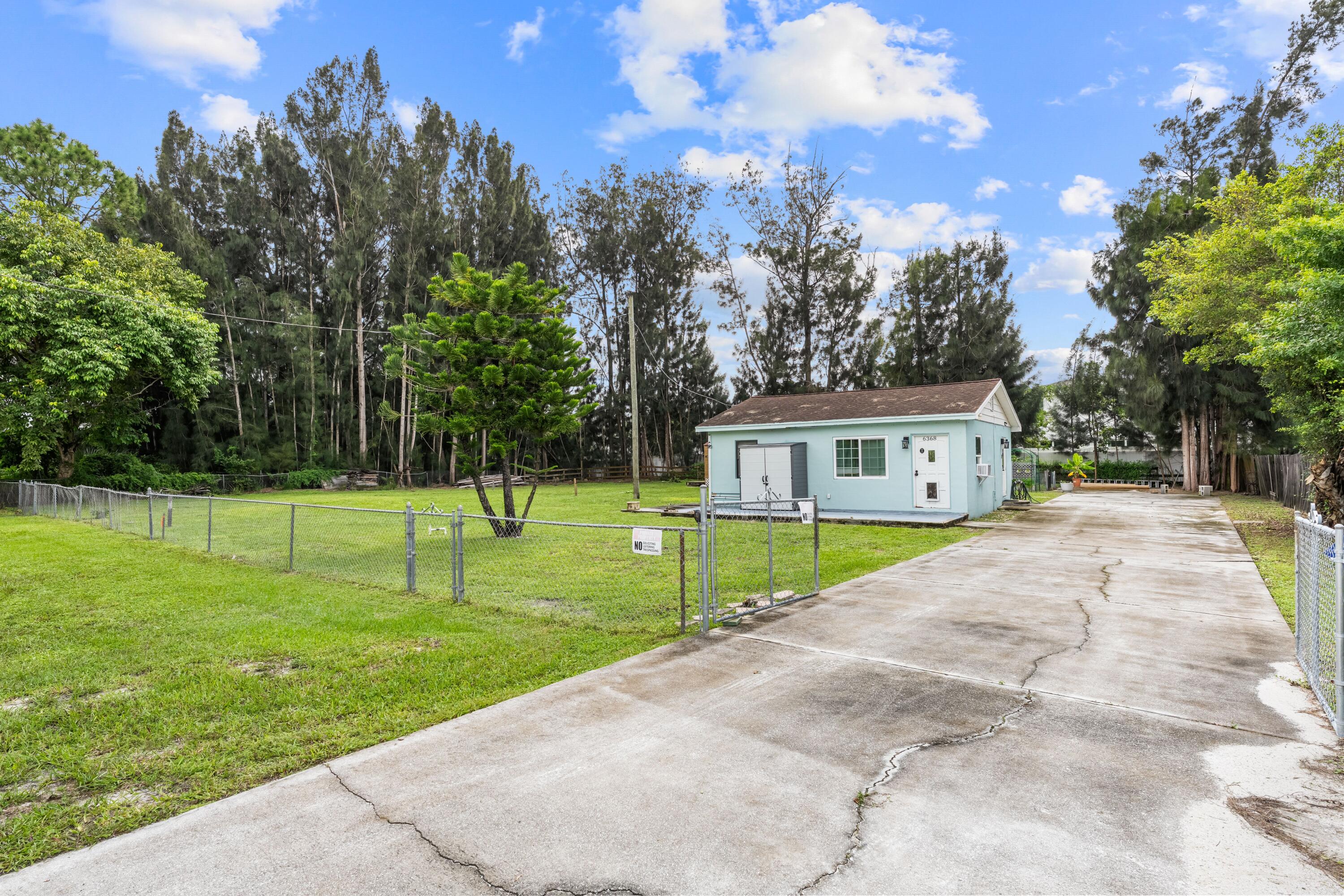 6368 Bishoff Road Property Photo 2