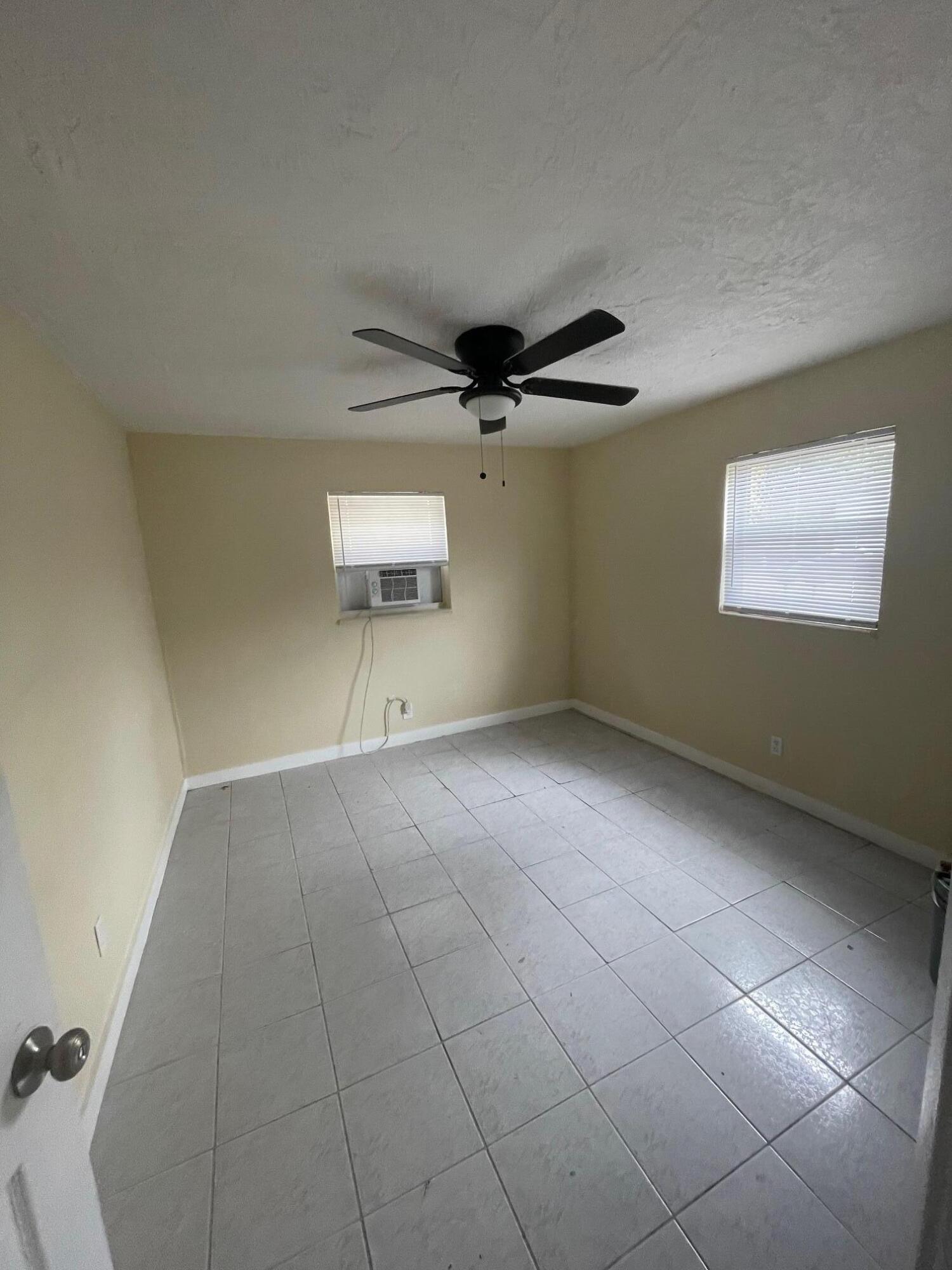 22 Nw 8th Avenue 1 Property Photo 4