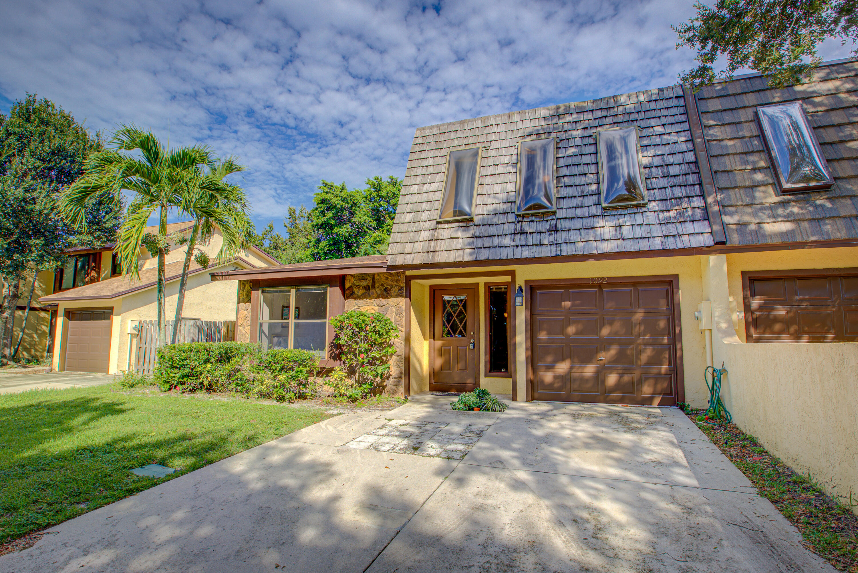 1092 Raintree Court Property Photo 1