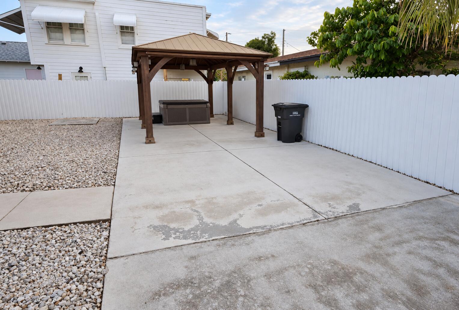 4601 Garden Avenue Property Photo 4