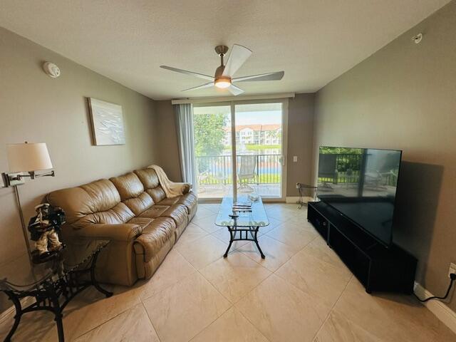 902 Villa Circle Property Photo 1