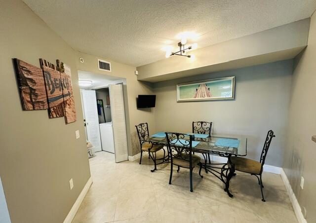 902 Villa Circle Property Photo 7