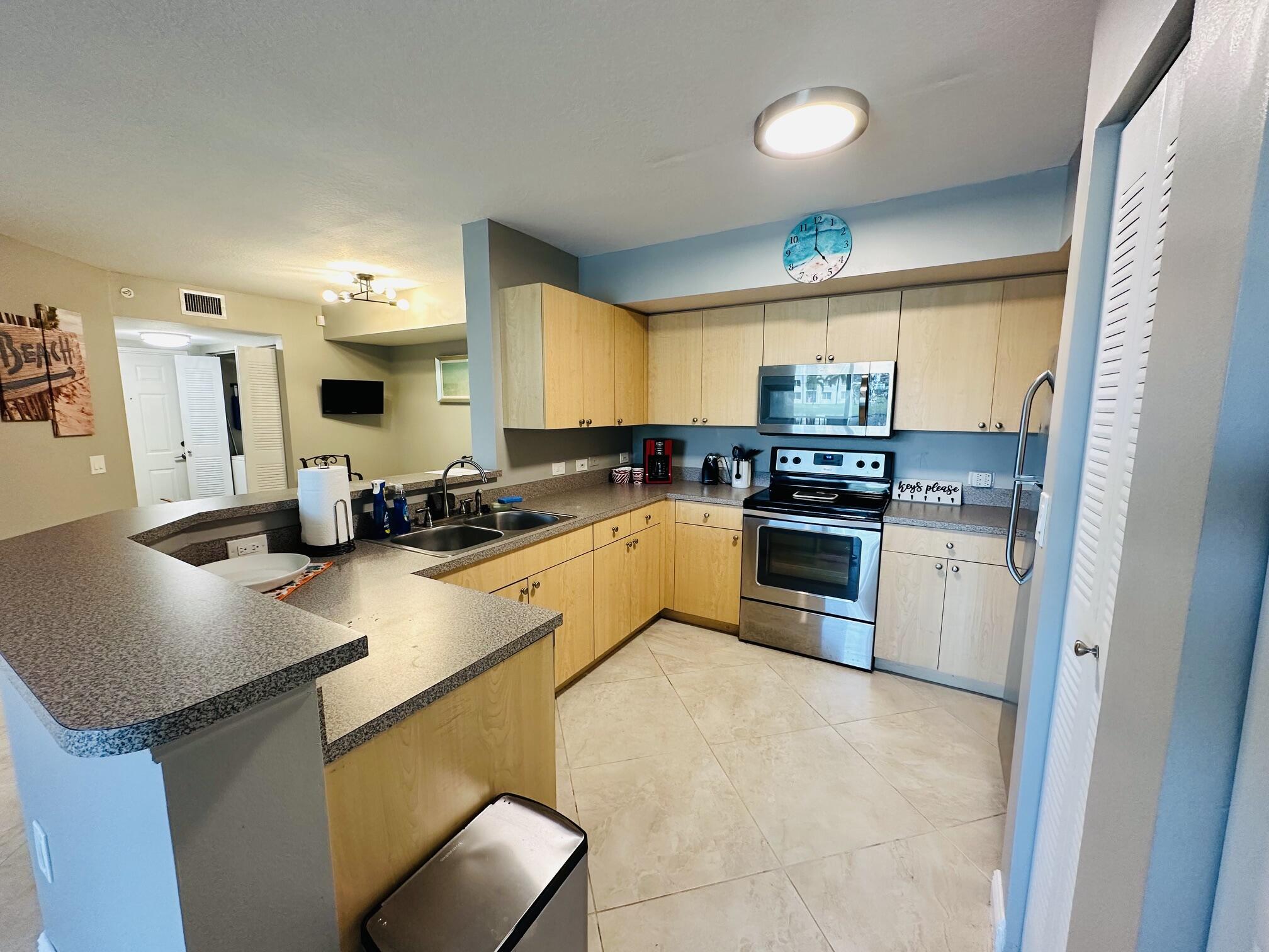902 Villa Circle Property Photo 8